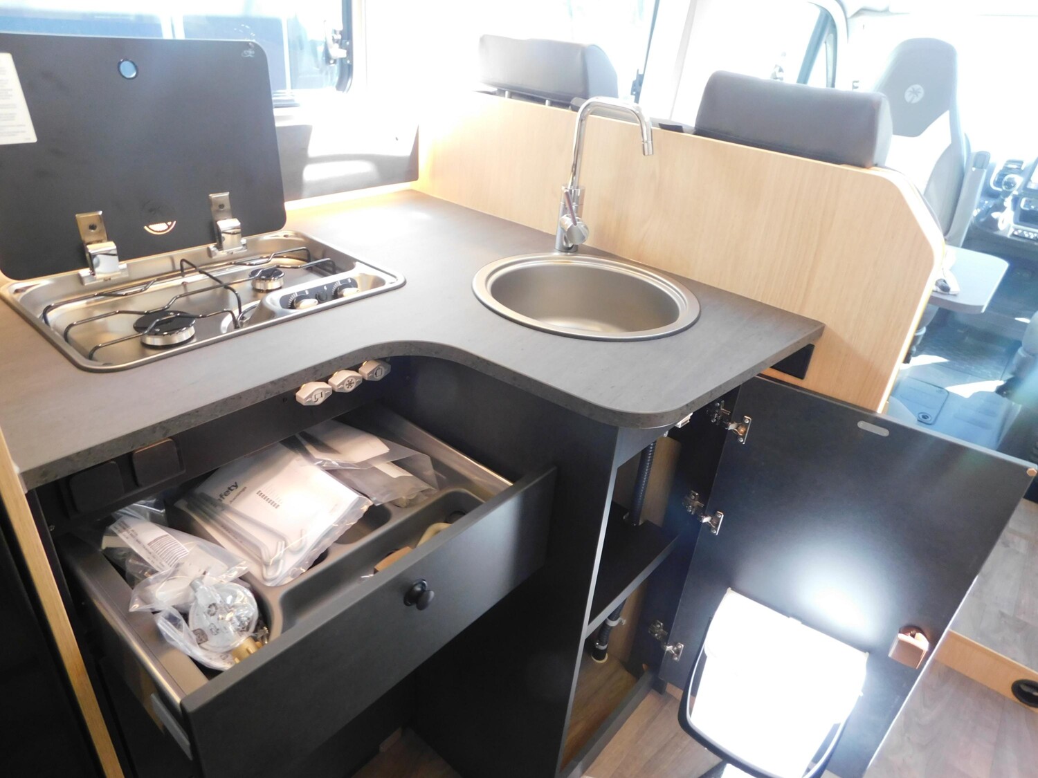 Sunlight Adventure T 66S OHNE Hubbett, ACC, 180/Automatik - Bild 14
