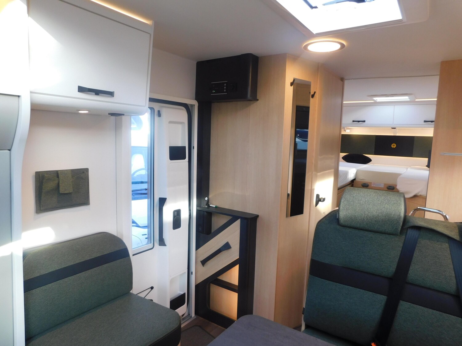 Sunlight Adventure T 66S OHNE Hubbett + ACC+Navi+Voll-LED - Bild 11