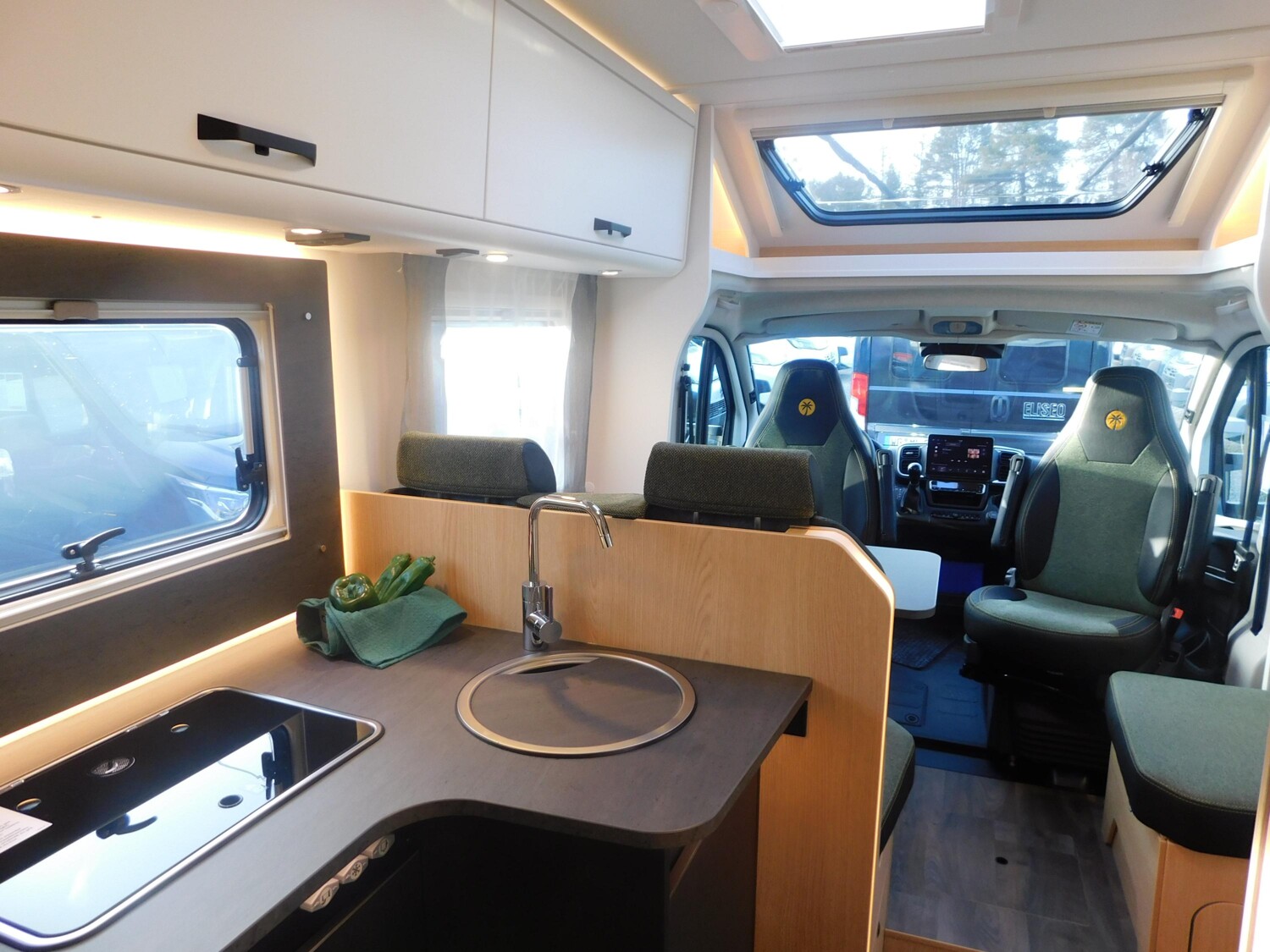 Sunlight Adventure T 66S OHNE Hubbett + ACC+Navi+Voll-LED - Bild 12