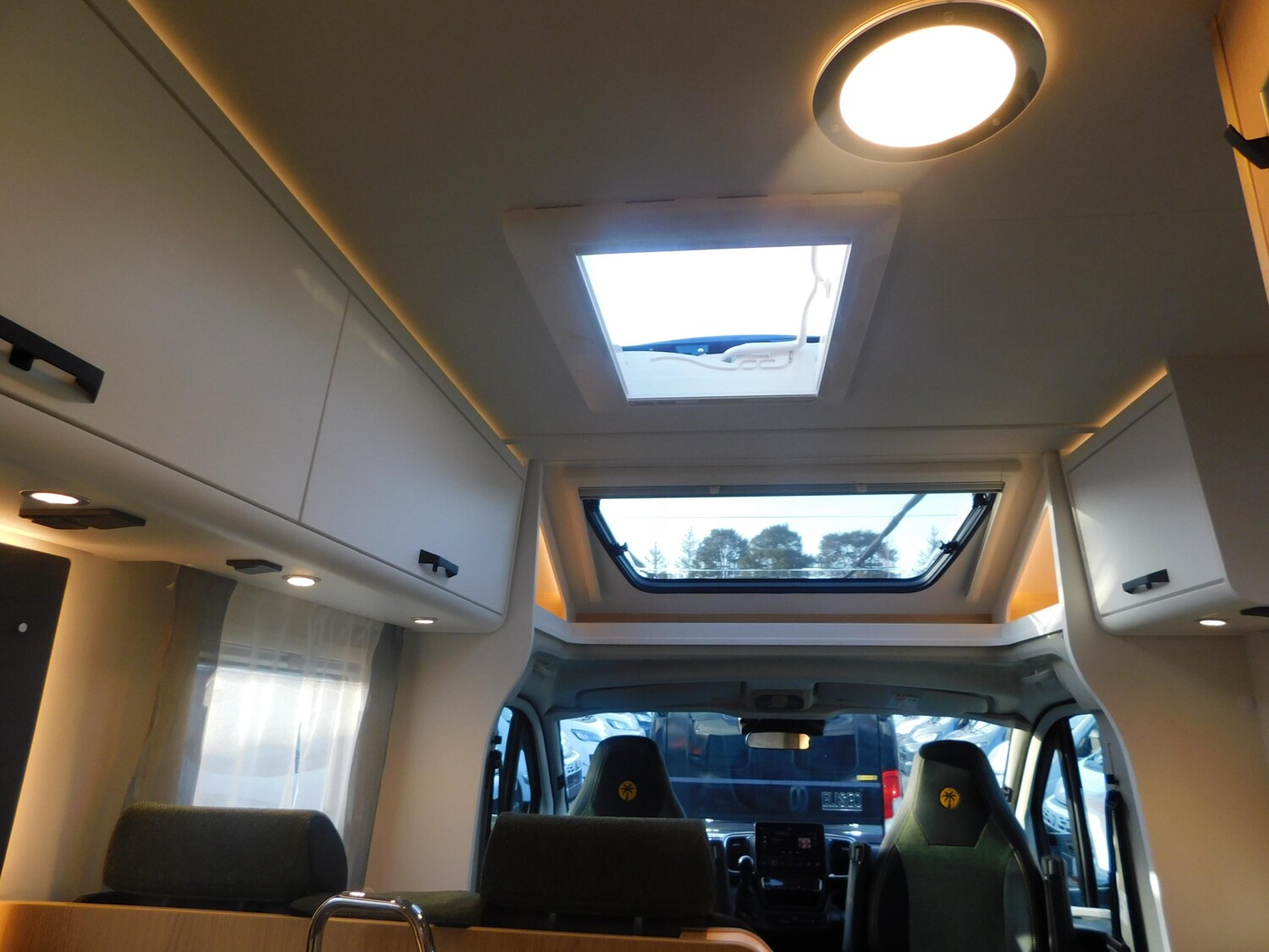 Sunlight Adventure T 66S OHNE Hubbett + ACC+Navi+Voll-LED - Bild 21