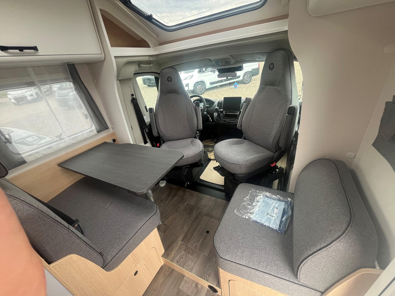 Sunlight Adventure T 66S OHNE Hubbbett, Combi6E, - Bild 7
