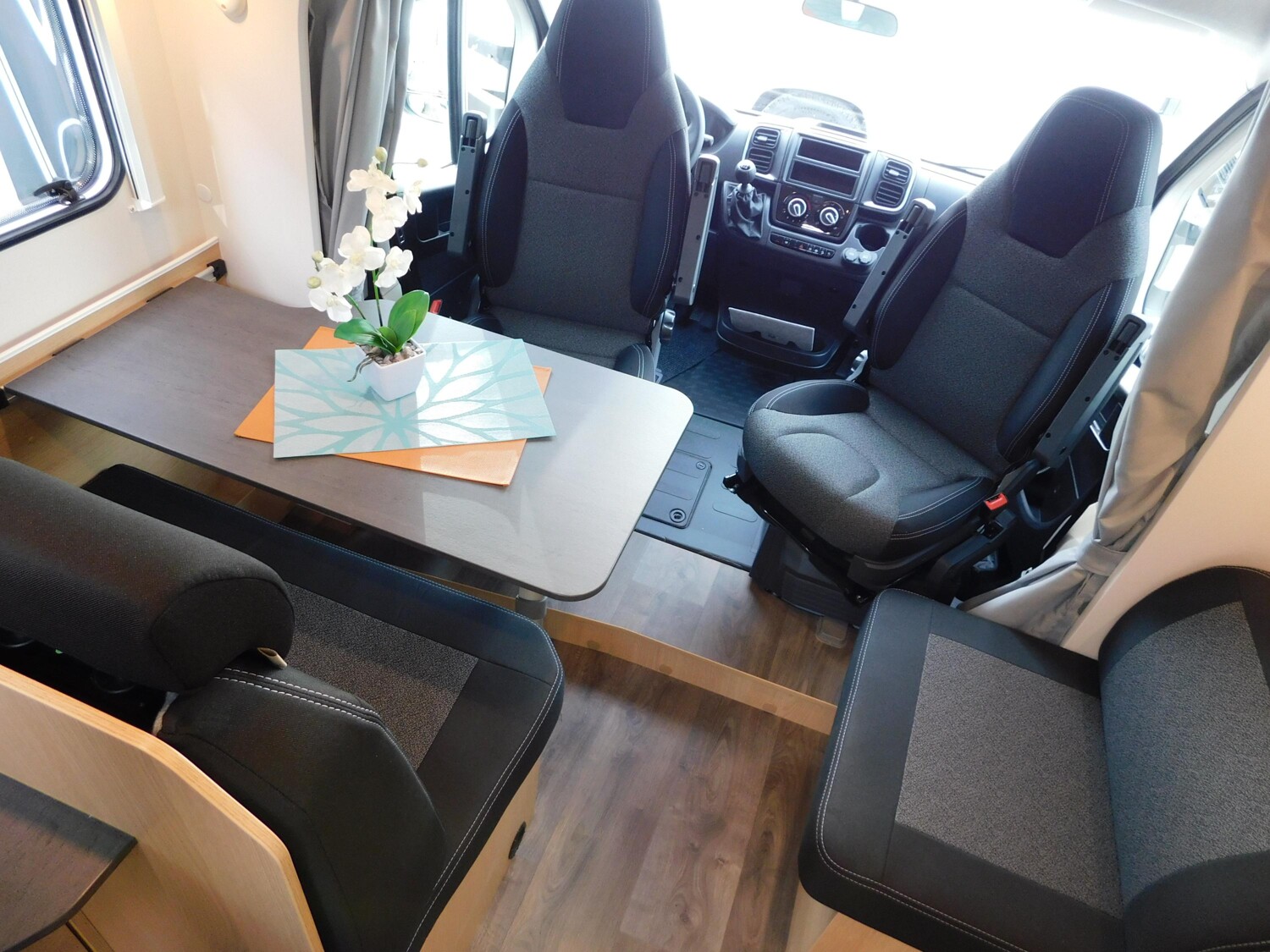 Sunlight Sub TS 67 Markise, Radträger, Hubbett - Bild 11