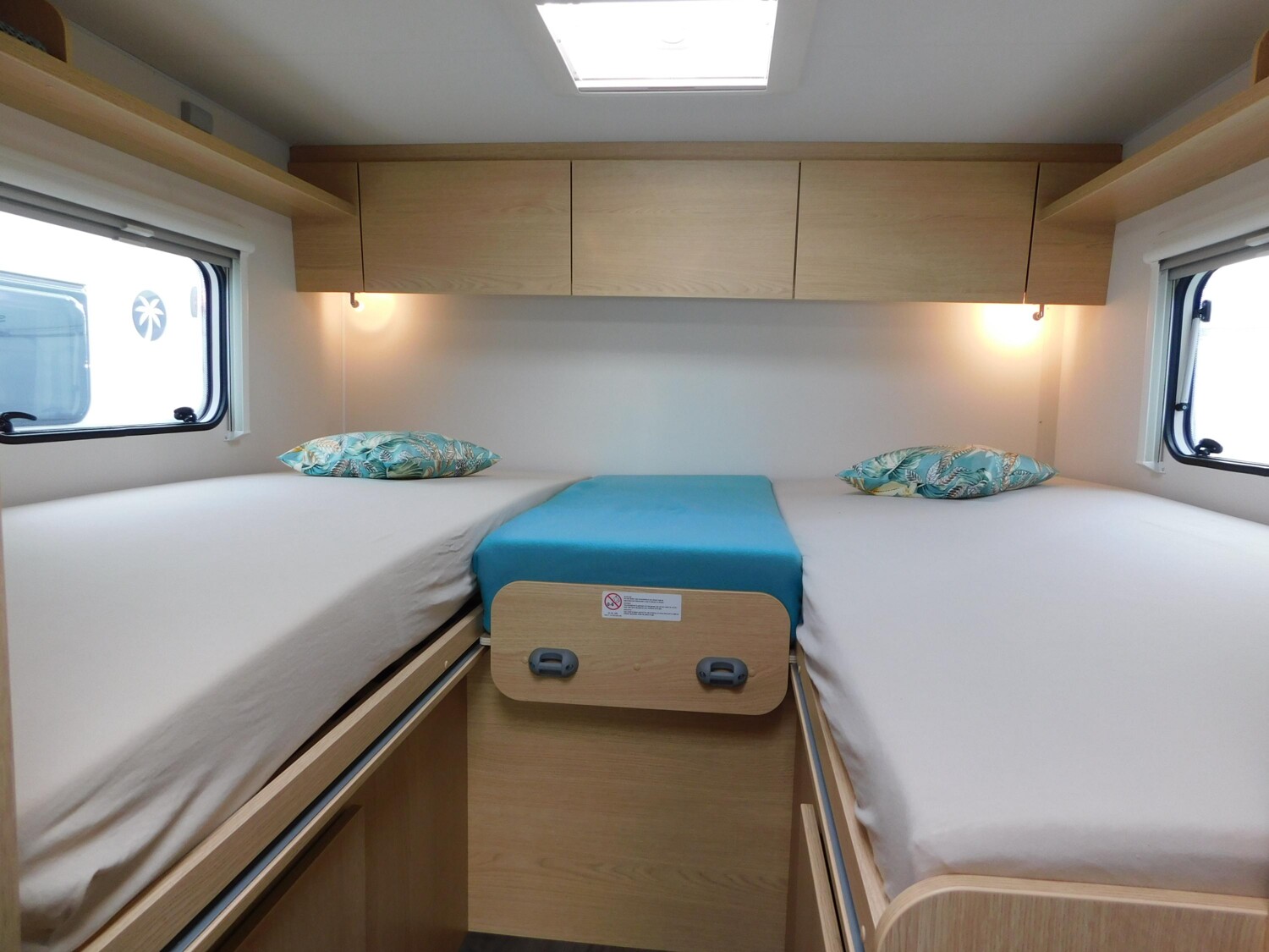 Sunlight Sub TS 67 Markise, Radträger, Hubbett - Bild 14