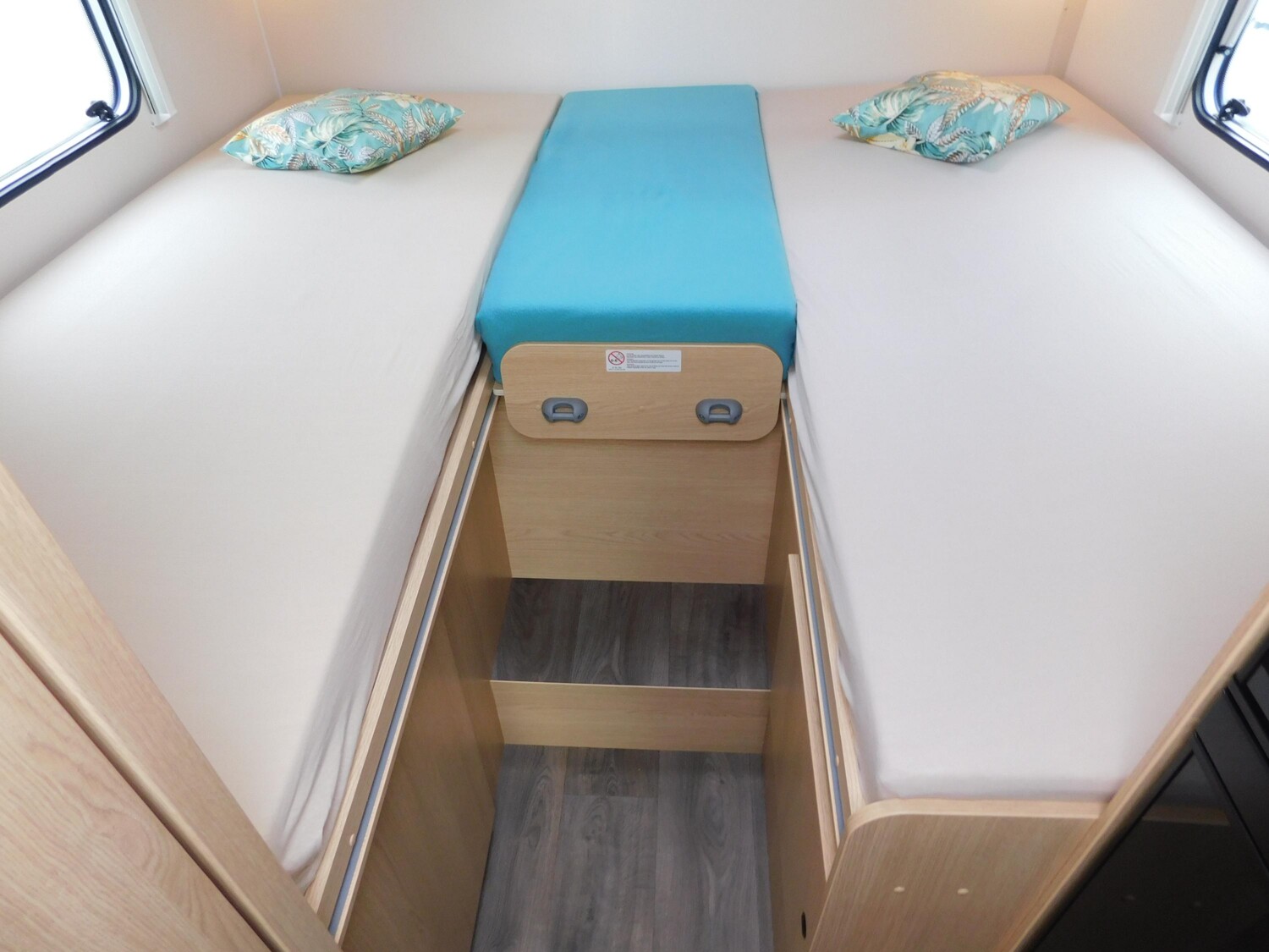 Sunlight Sub TS 67 Markise, Radträger, Hubbett - Bild 15