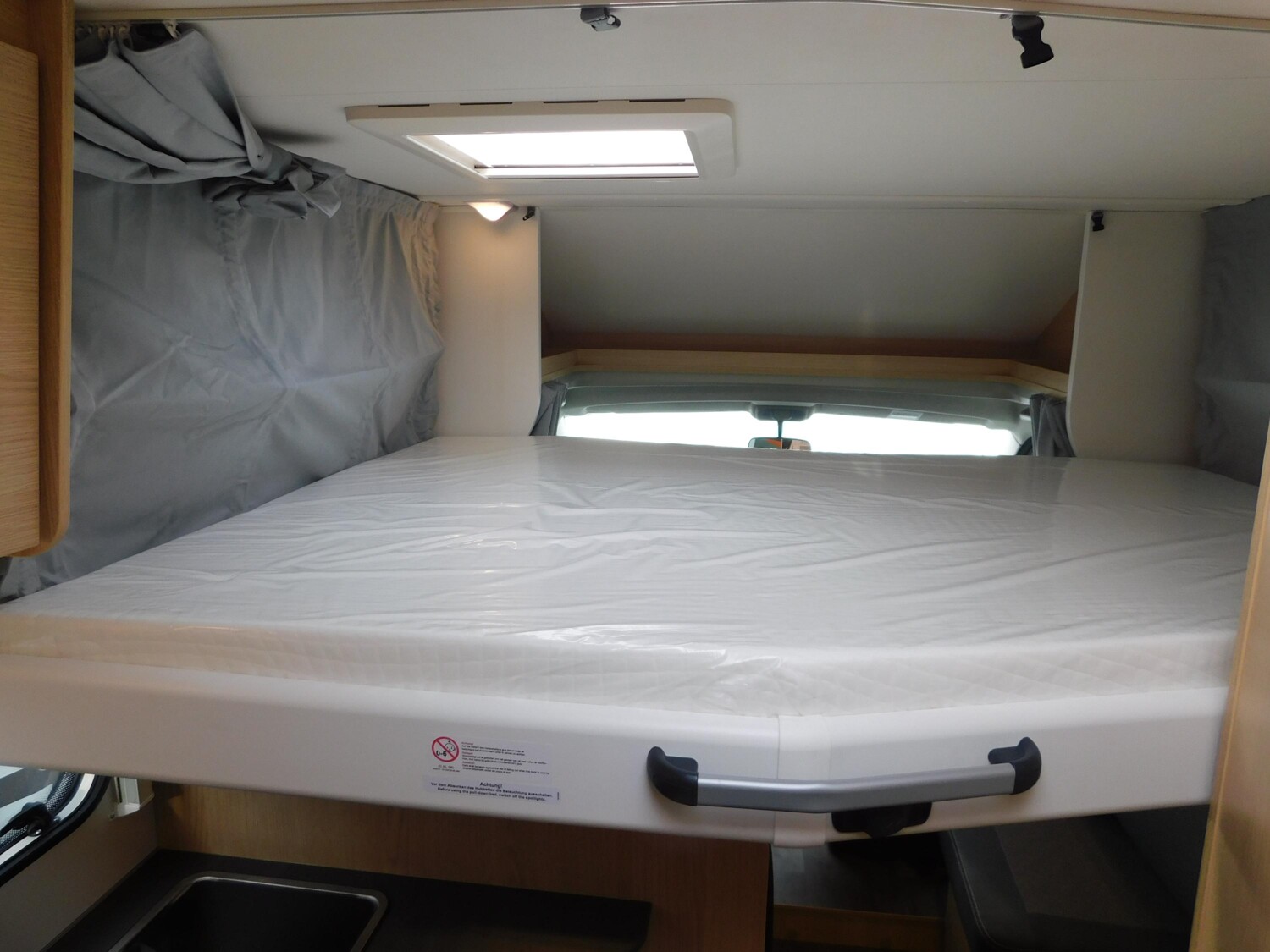 Sunlight Sub TS 67 Markise, Radträger, Hubbett - Bild 19