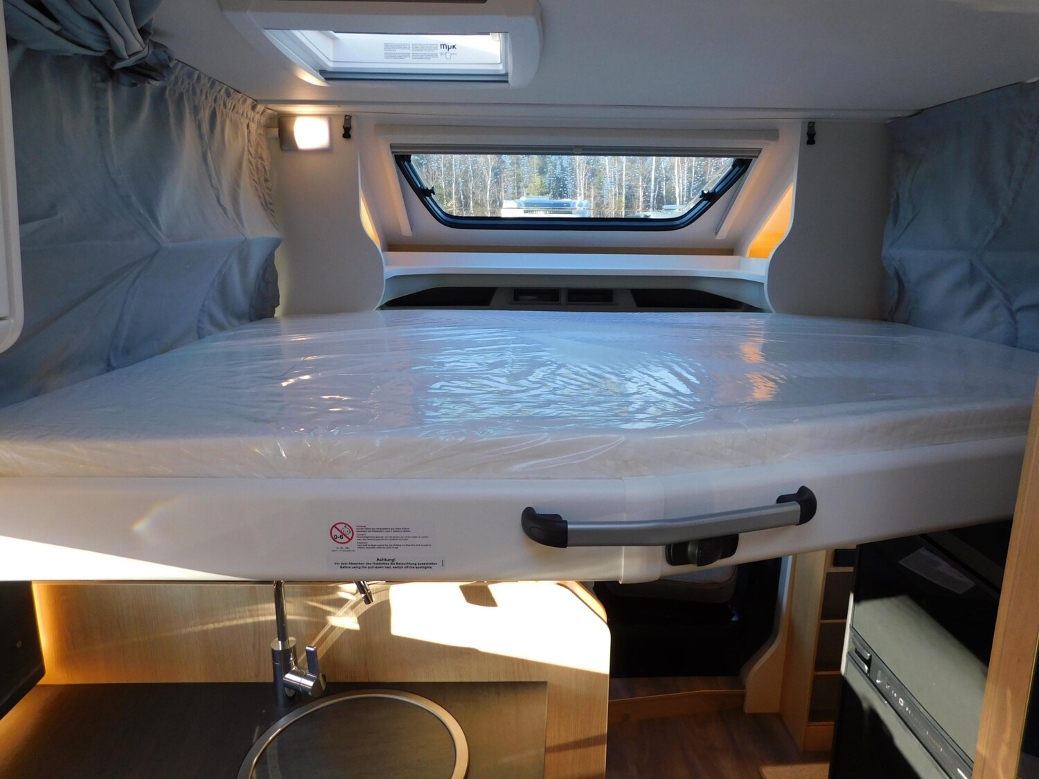 Sunlight Adventure T Ford 670S 12-Zoll-Navi, ACC, Hubbett - Bild 19