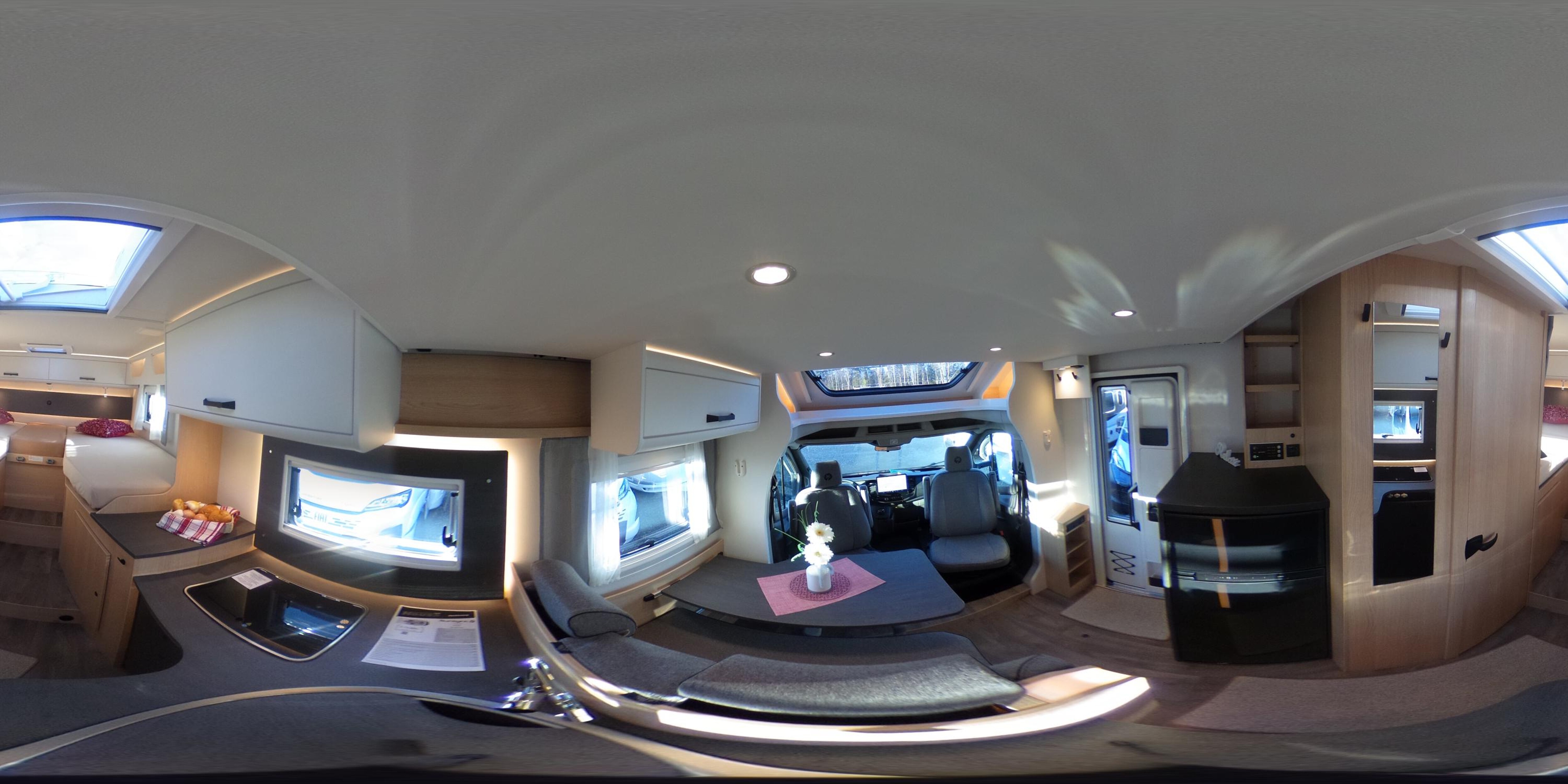 360° Ansicht Sunlight Adventure T Ford 670S 12-Zoll-Navi, ACC, Hubbett