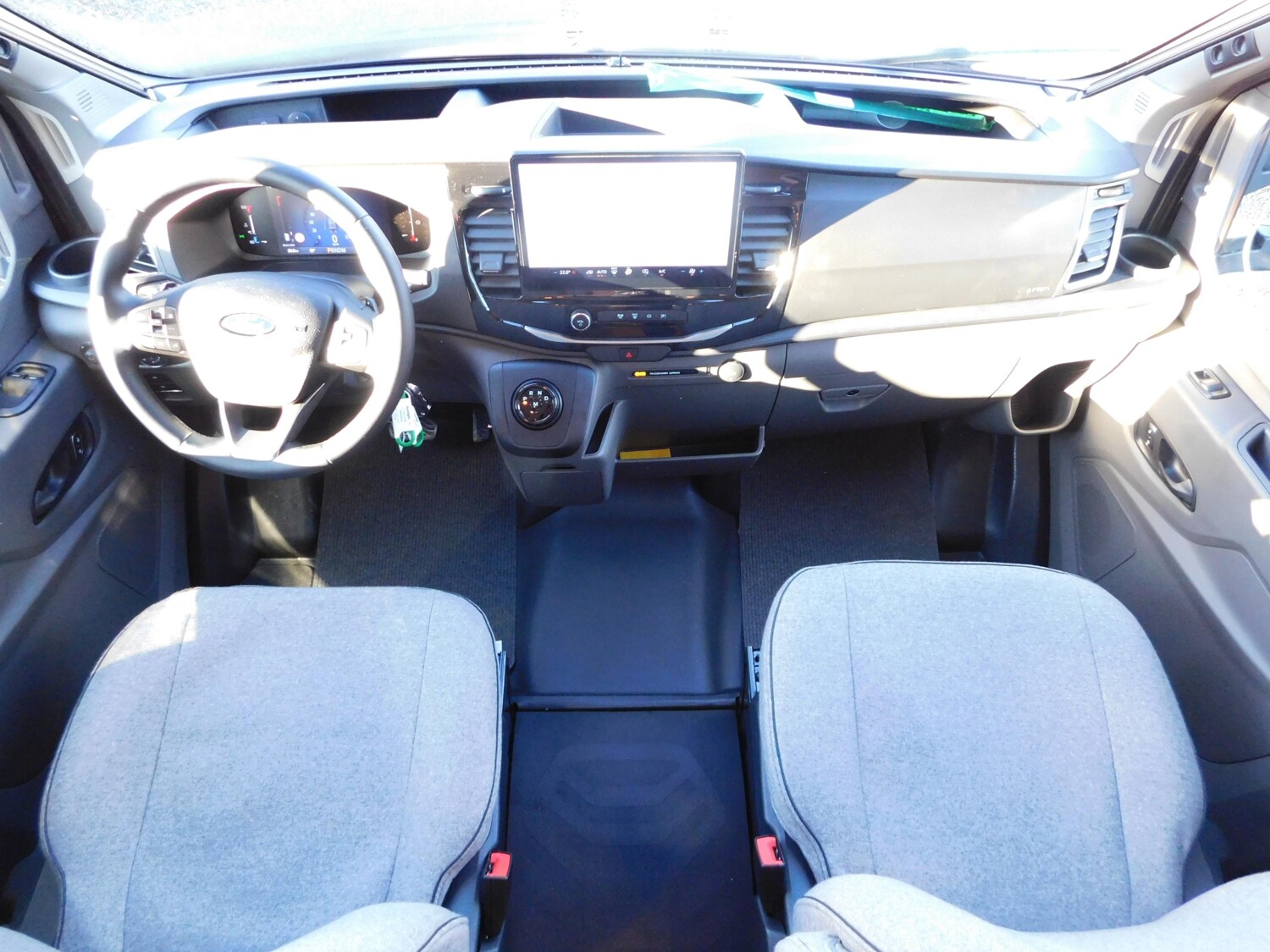 Sunlight Adventure T Ford 670S 12-Zoll-Navi, ACC, Hubbett - Bild 5