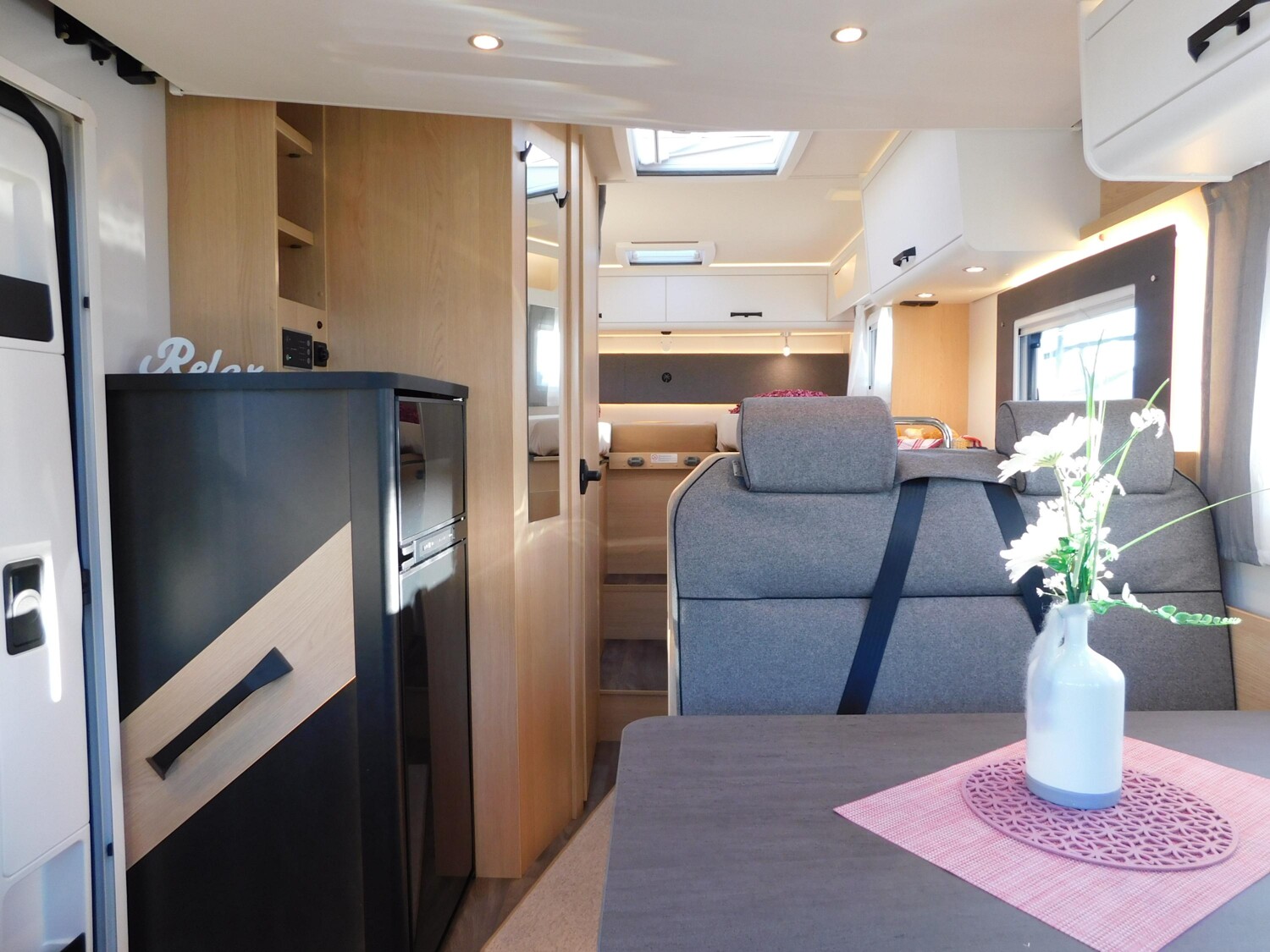 Sunlight Adventure T Ford 670S 12-Zoll-Navi, ACC, Hubbett - Bild 9