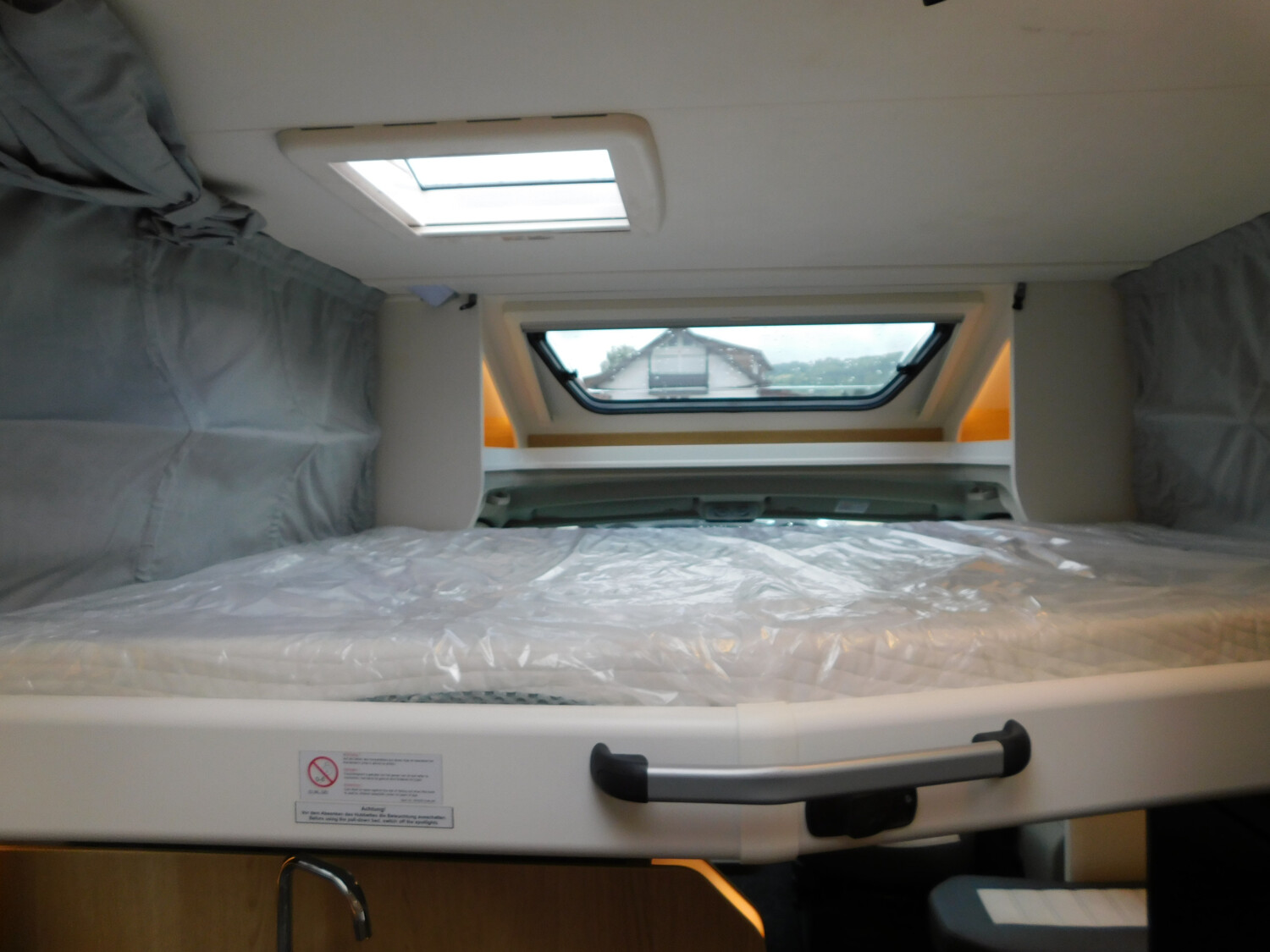 Sunlight Adventure T 67S TV-Paket, Navi+RFK, Hubbett - Bild 19