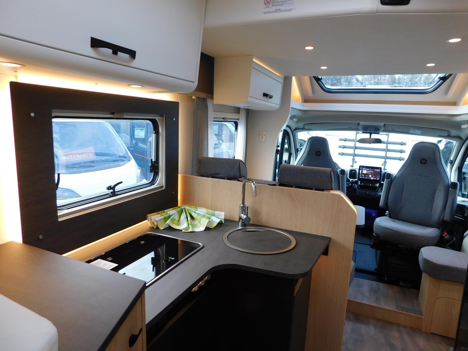 Sunlight Adventure T 67S Hubbett + Digitalpaket - Bild 11