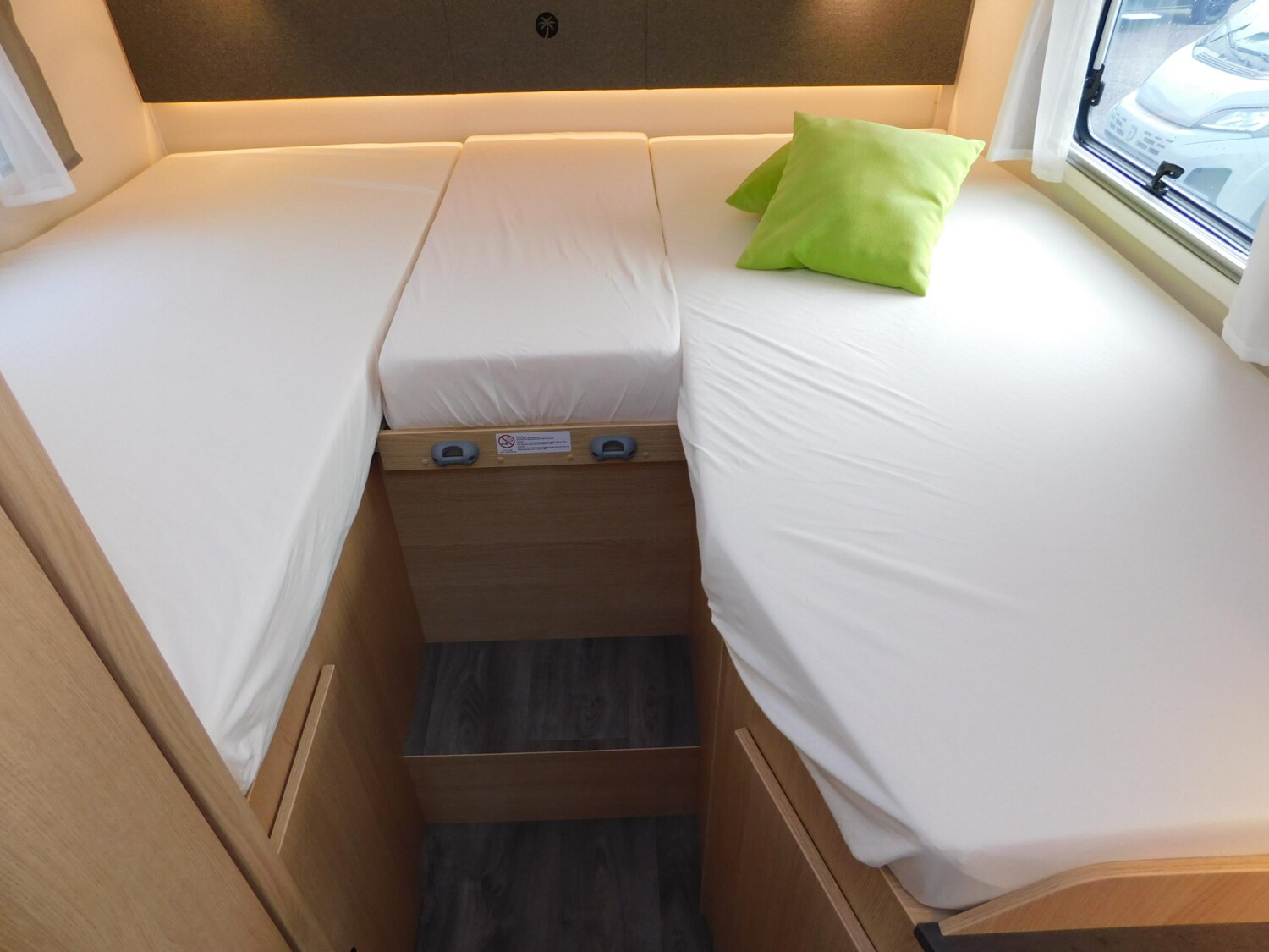 Sunlight Adventure T 67S Hubbett + Digitalpaket - Bild 17