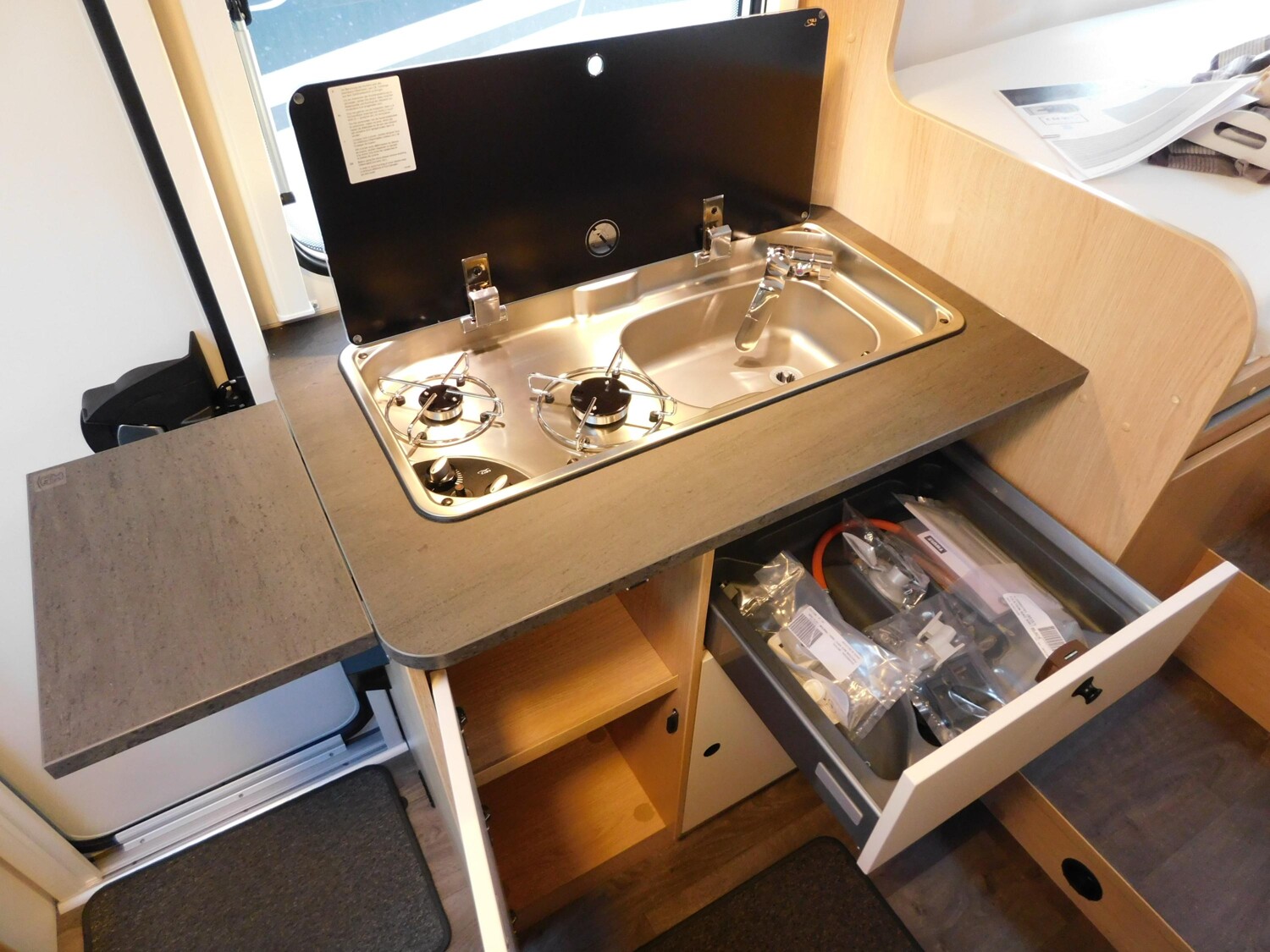 Sunlight Adventure V 67S mit neuem Easy-Fold-Zusatzbett ! - Sunlight Reisemobil 2026 - Bild 14 Sunlight Adventure V 67S mit neuem Easy-Fold-Zusatzbett ! - Bild 14