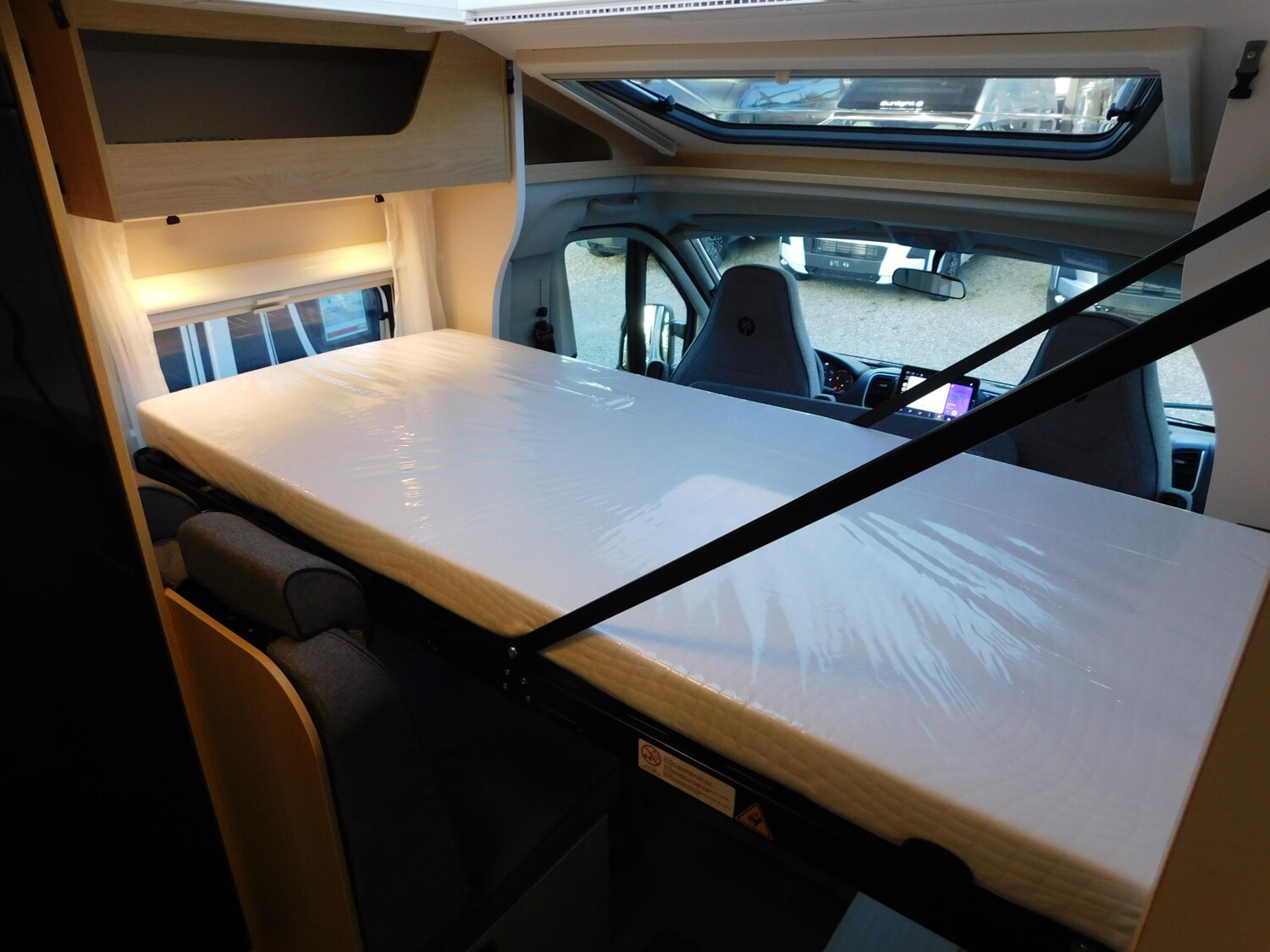 Sunlight Adventure V 67S mit neuem Easy-Fold-Zusatzbett ! - Sunlight Reisemobil 2026 - Bild 19 Sunlight Adventure V 67S mit neuem Easy-Fold-Zusatzbett ! - Bild 19