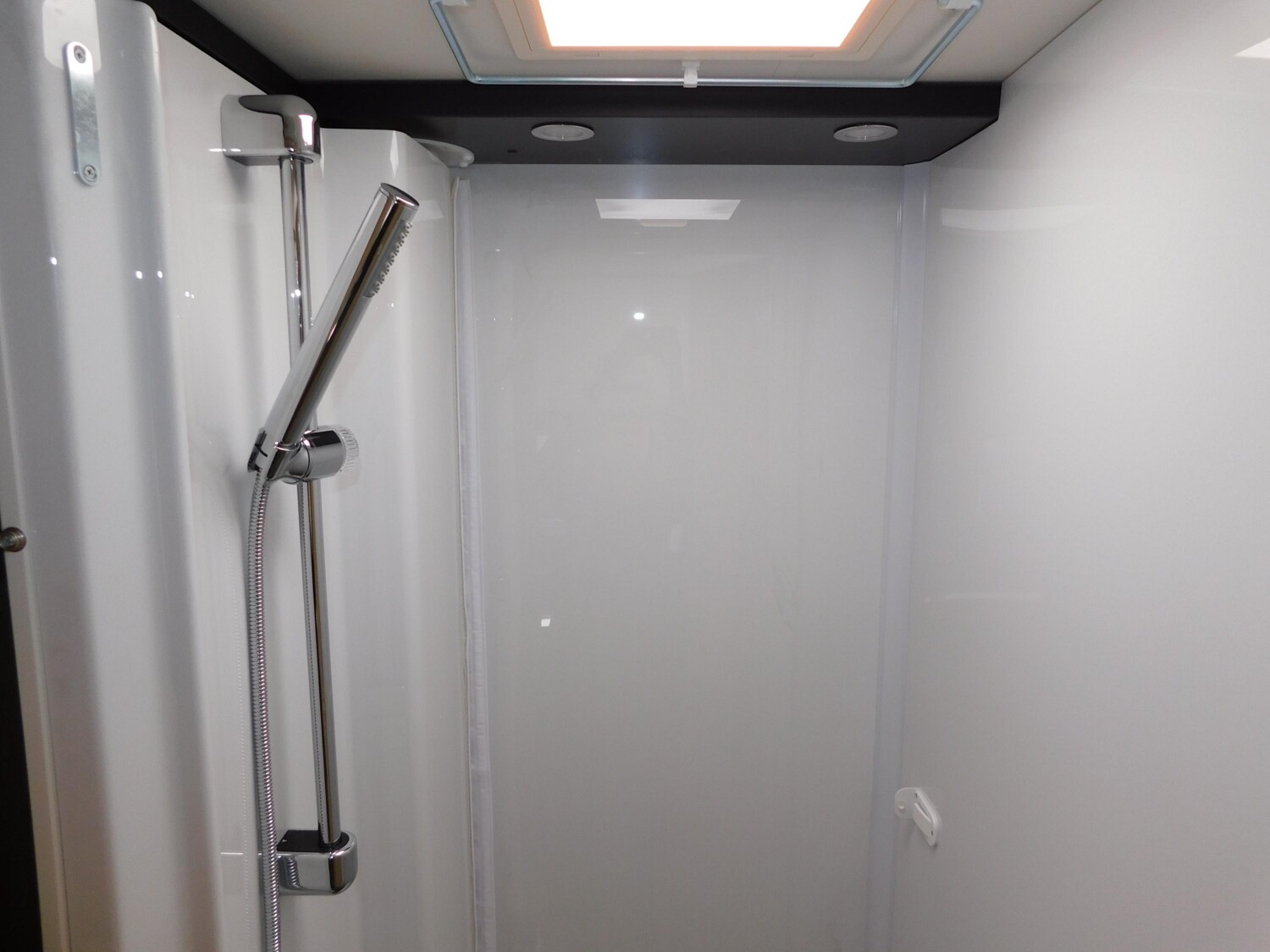 Sunlight Adventure T 67S OHNE Hubbett, mit ACC+Navi+RFK - Bild 15