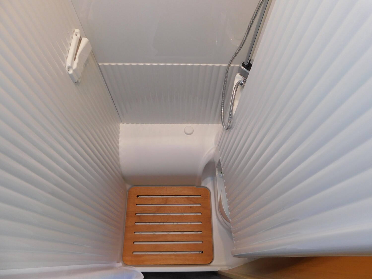 Sunlight Adventure V 67S OHNE Easy-Fold-Bett - Bild 18