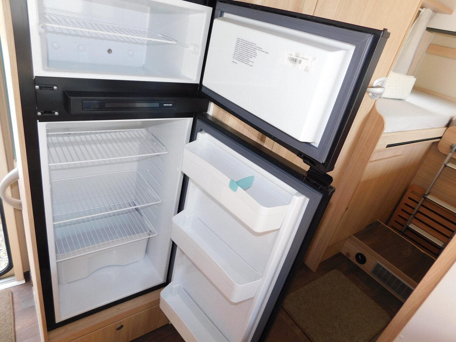 Sunlight T 68 Hubbett,Markise,SAT-Anlage,Klimaanlage - Bild 13