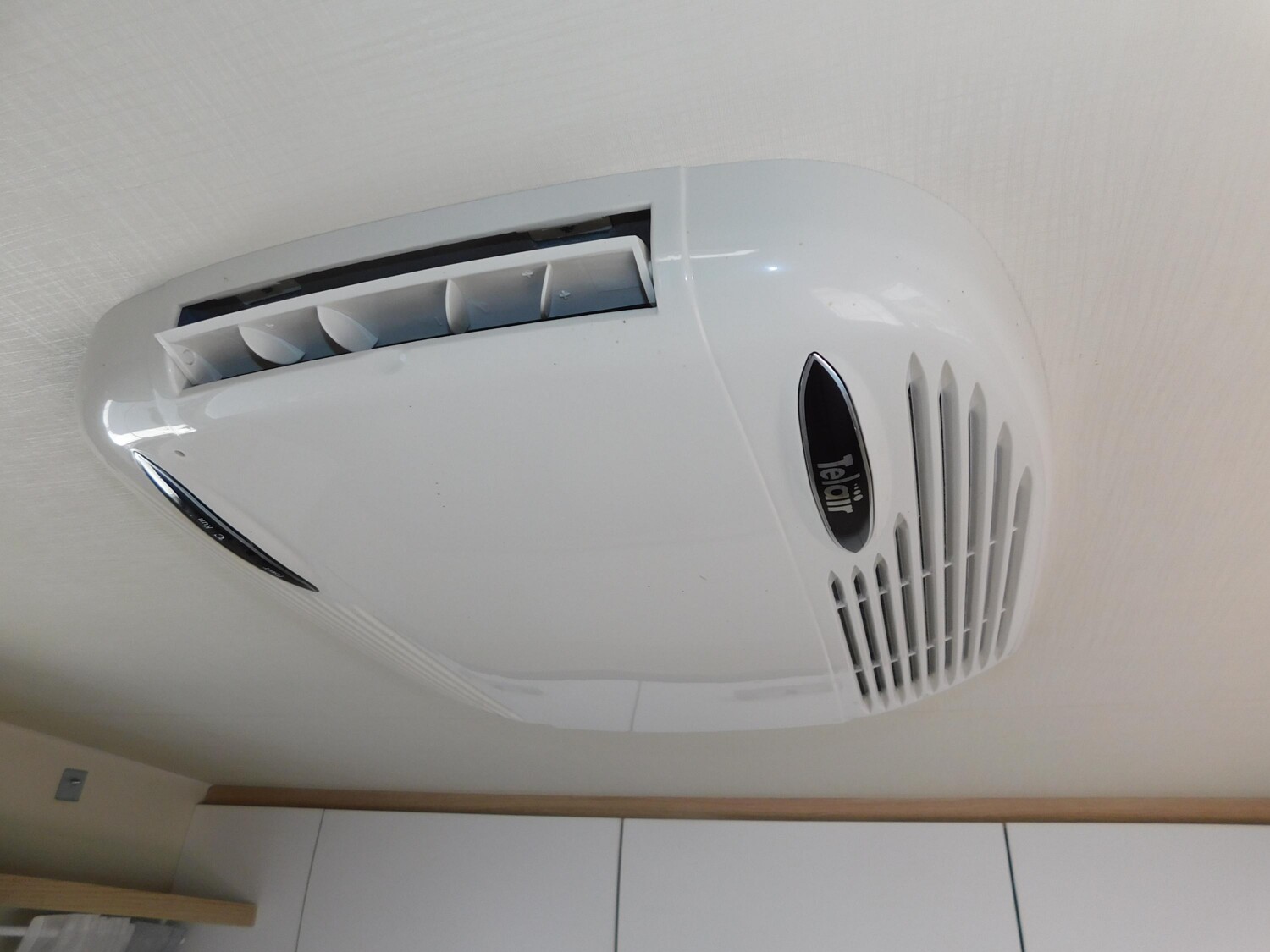 Sunlight T 68 Hubbett,Markise,SAT-Anlage,Klimaanlage - Bild 18