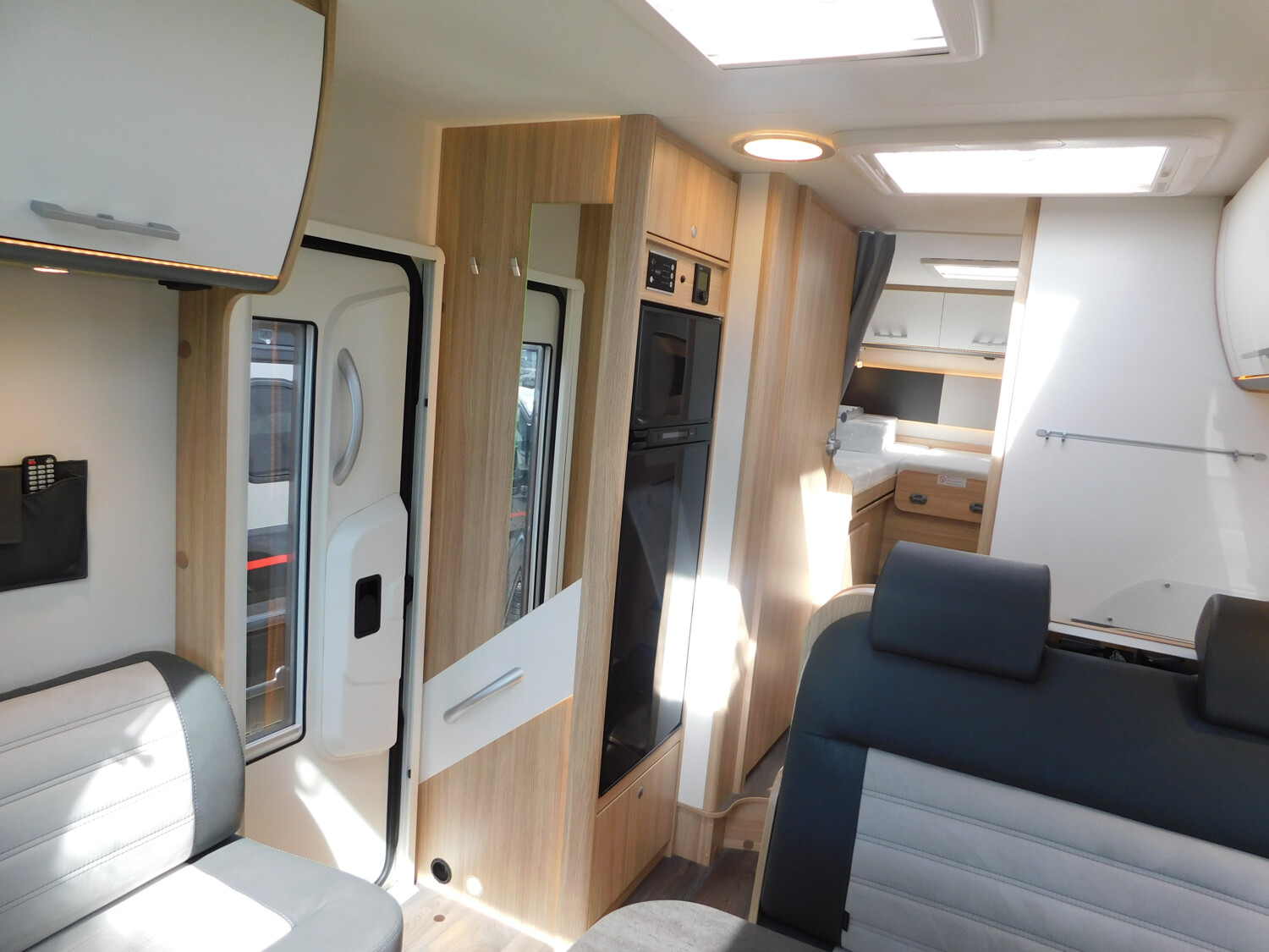 Sunlight Adventure T 68 OHNE Hubbett, 9G-Autom, AHK, Navi - Bild 8