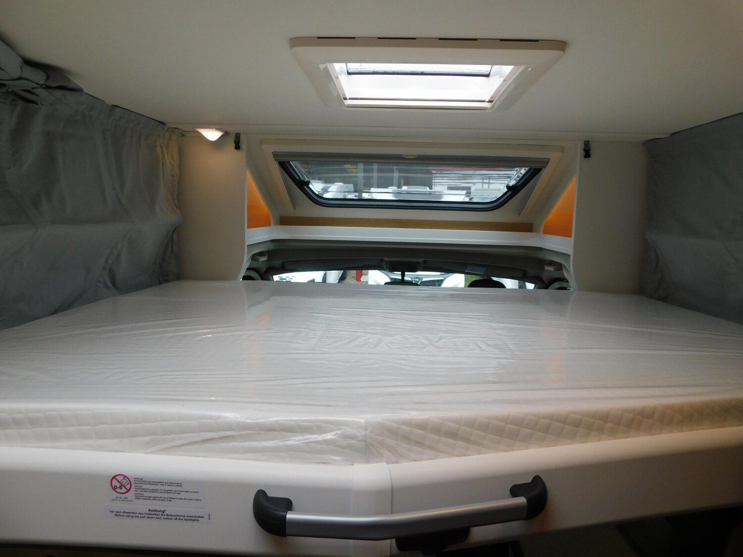 Sunlight T XX 68 8G-Autom., Hubbett, Fußbodenheizung - Bild 18