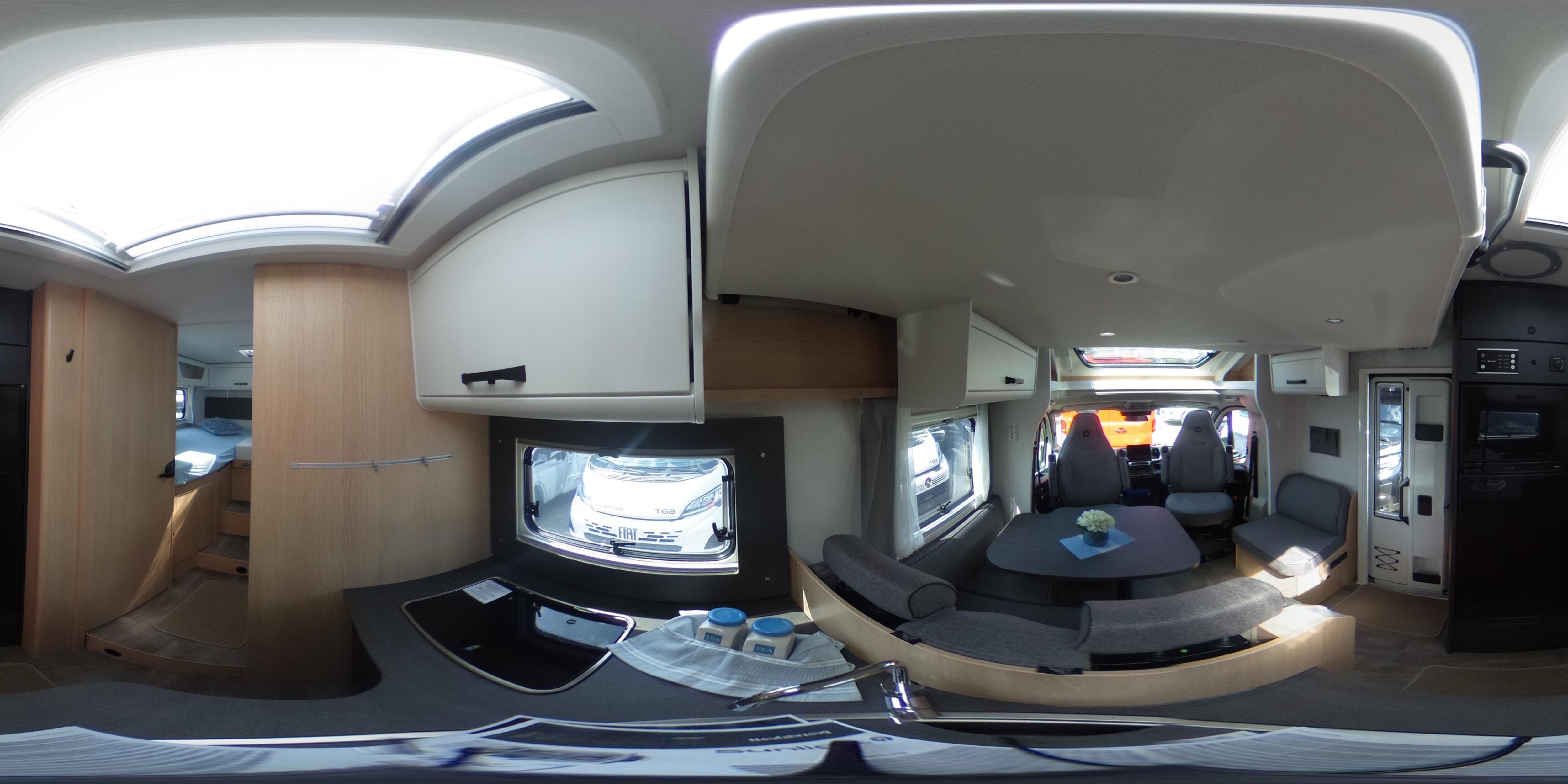 360° Ansicht Sunlight Adventure T 68 8G-Autom.+Hubbett+ACC+Digitalpkt
