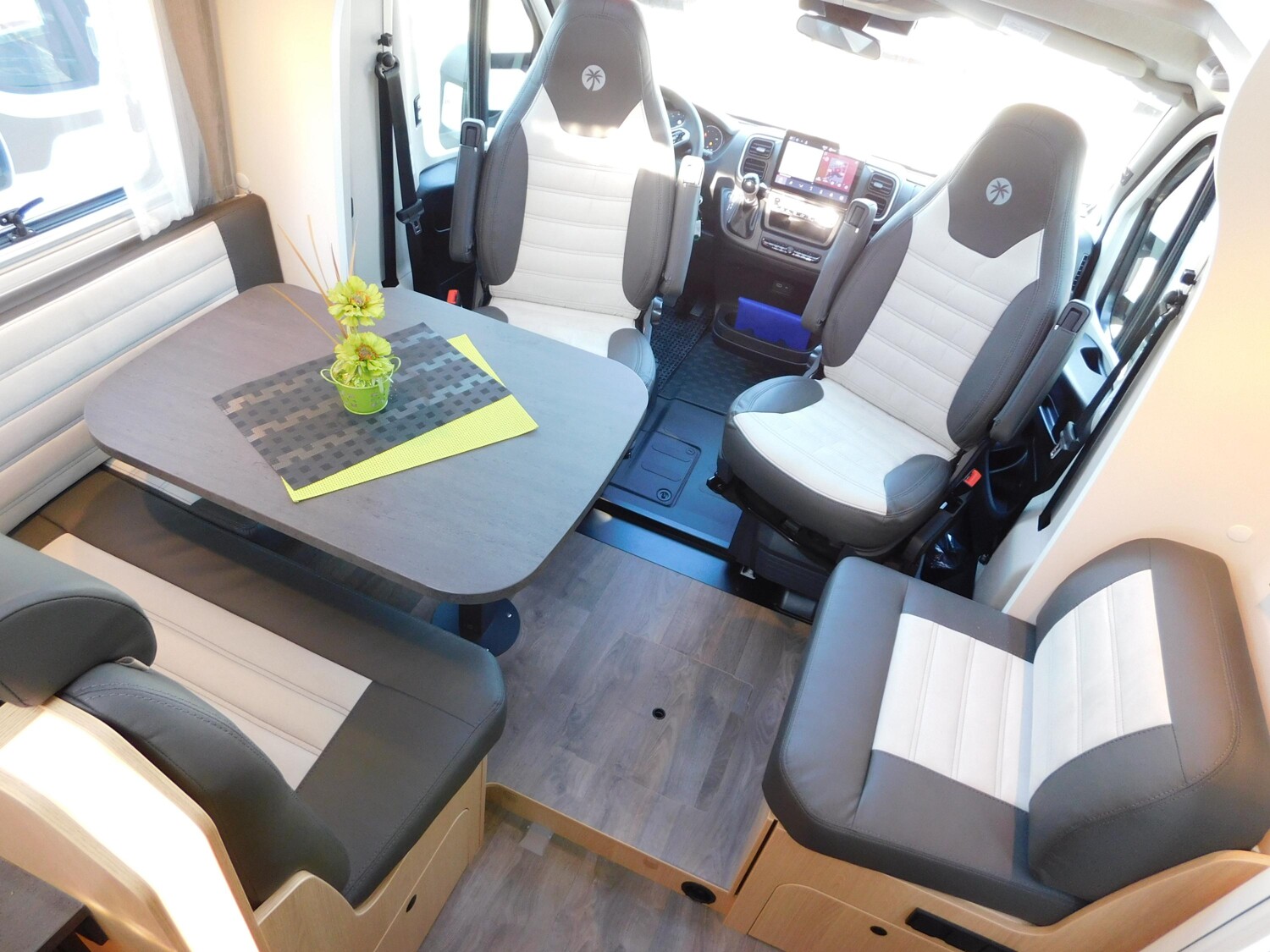 Sunlight Adventure T 68 OHNE Hubbett! mit Automatik + ACC - Bild 10