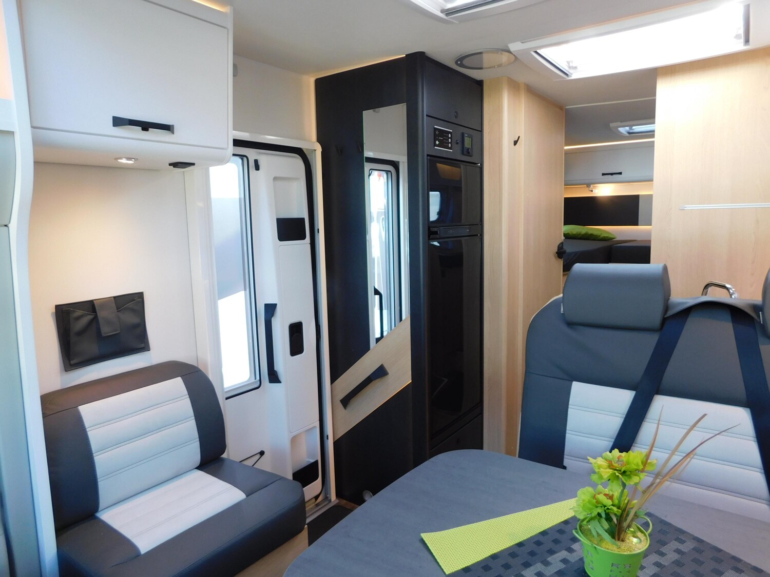 Sunlight Adventure T 68 OHNE Hubbett! mit Automatik + ACC - Bild 7