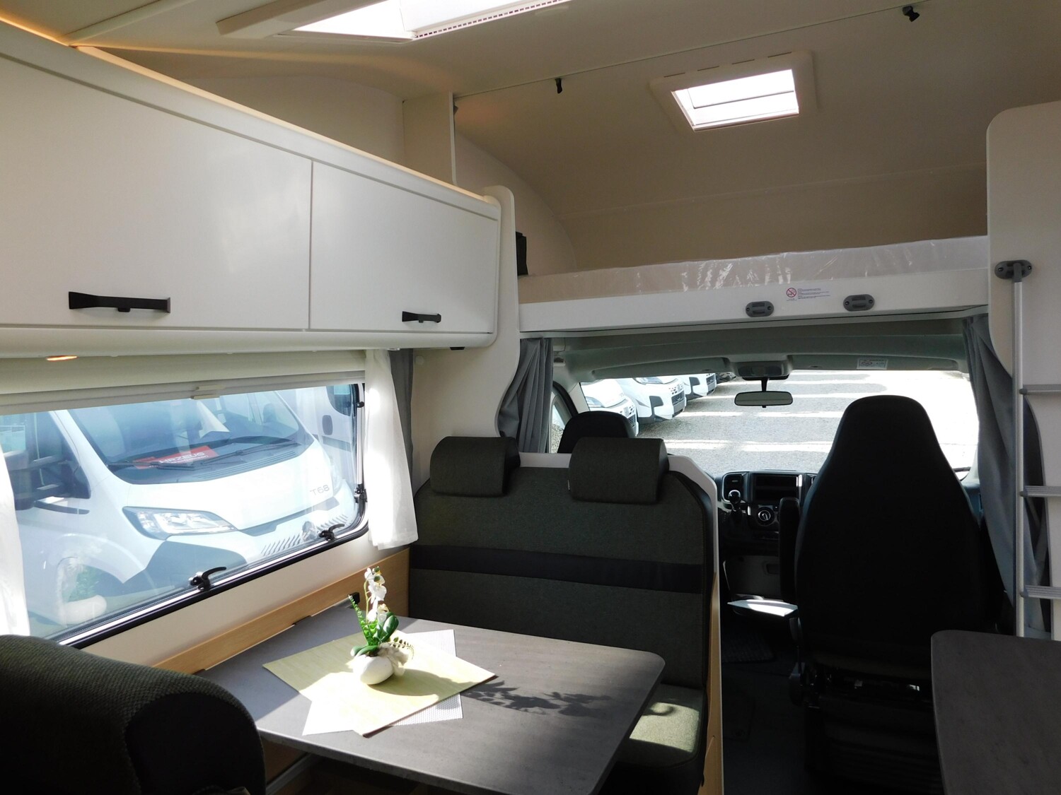 Sunlight A 68 8G-Automatik + 6 Sitzplätze ! - Bild 11