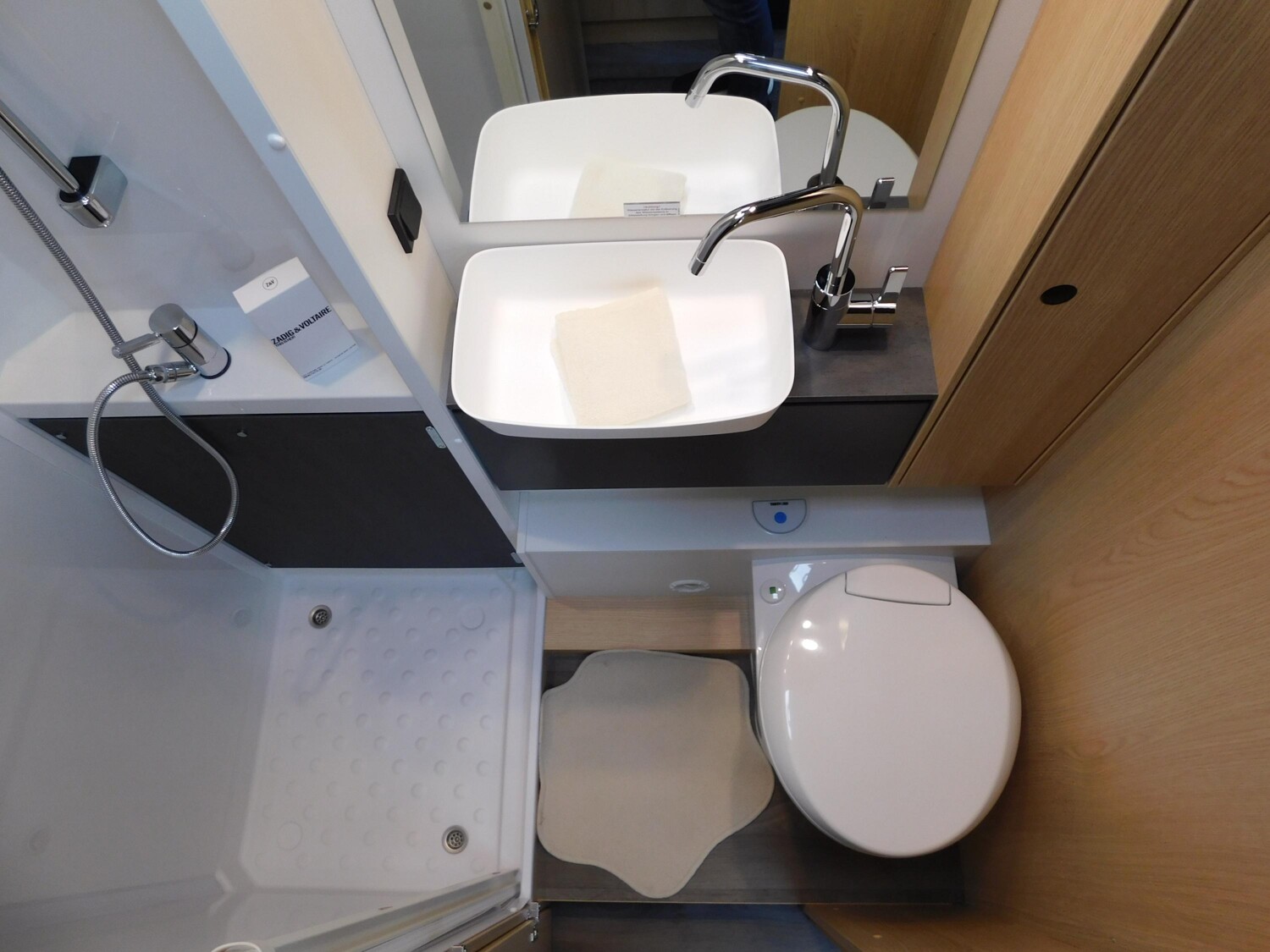 Sunlight A 68 8G-Automatik + 6 Sitzplätze ! - Bild 17