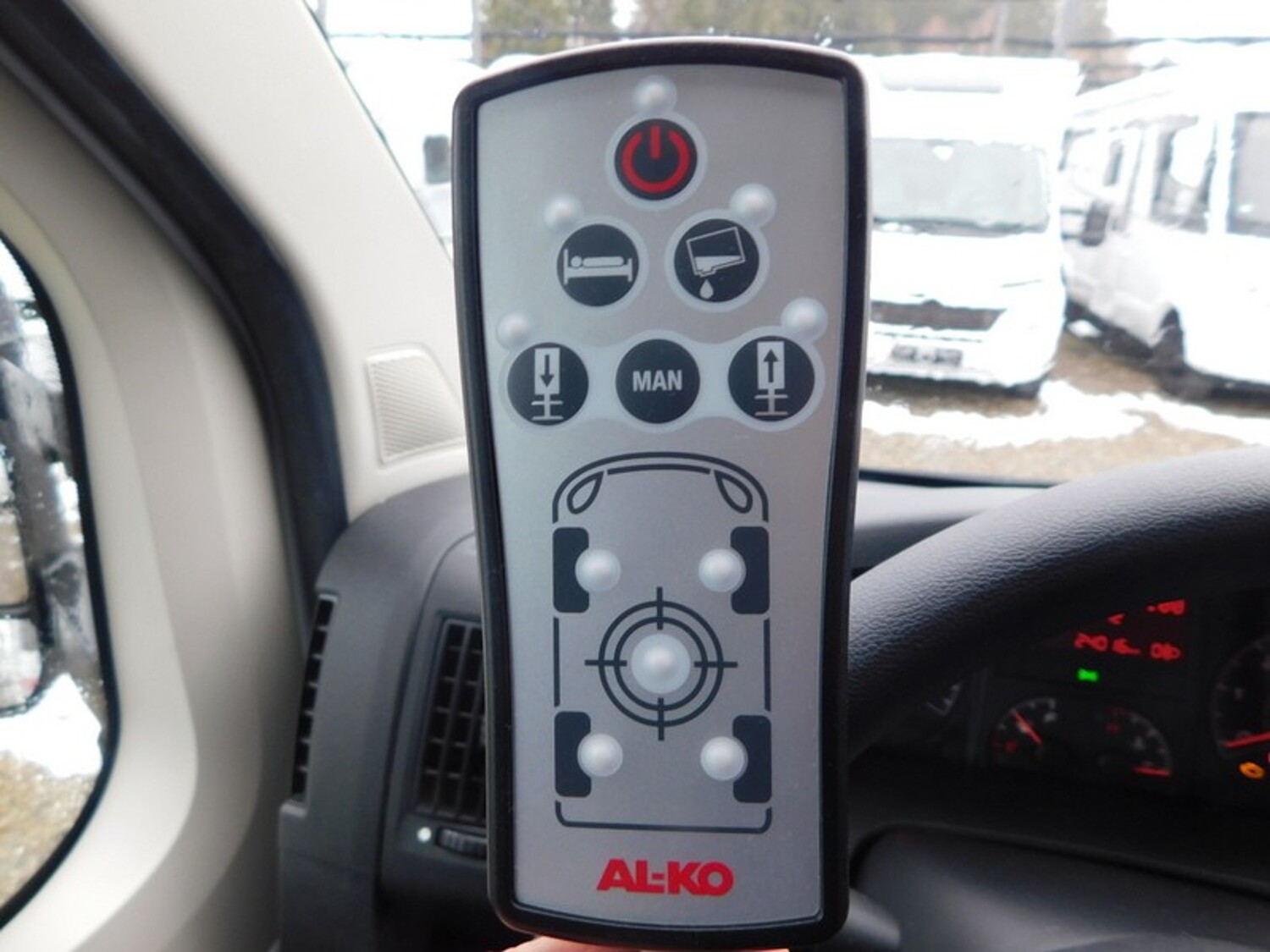 Sunlight T 69 S Hydraulik-Stützen HY 4, Navi+RFK, SAT+TV - Bild 21