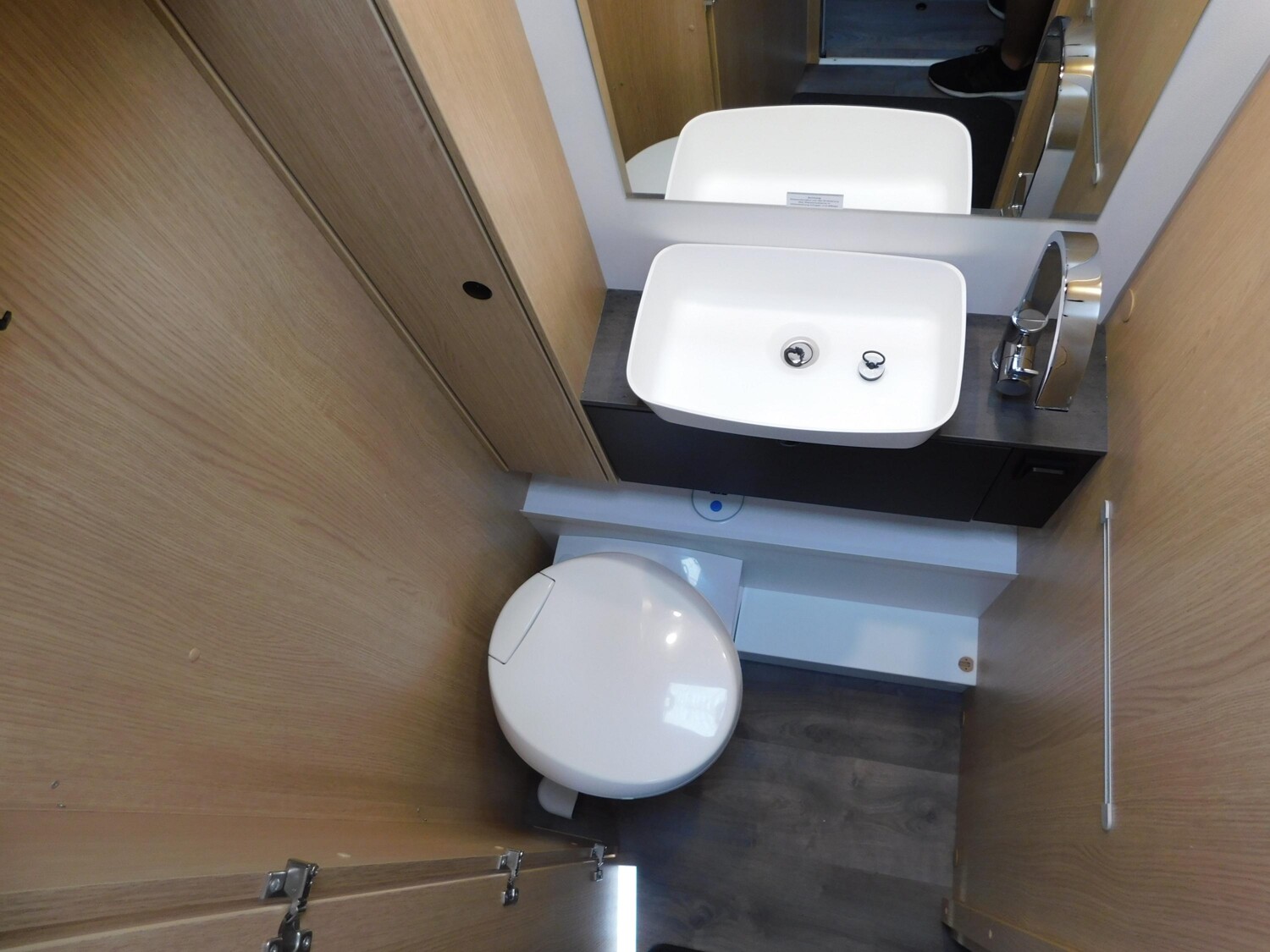 Sunlight Adventure T Ford 690L Luftfeder, Klima, Hubbett - Sunlight Reisemobil 2024 - Bild 17 Sunlight Adventure T Ford 690L Luftfeder, Klima, Hubbett - Bild 17