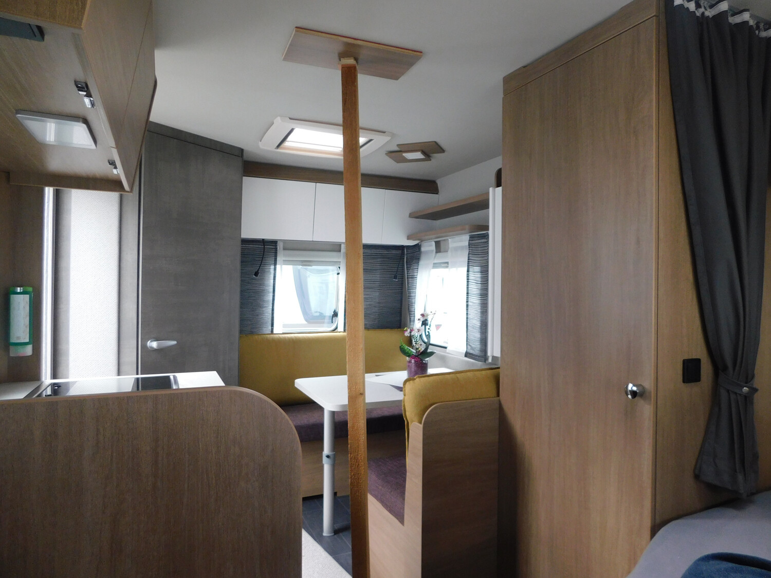 Tabbert Senara 400 QD 2.3 Licht / Premium Interieur Pake - Bild 13