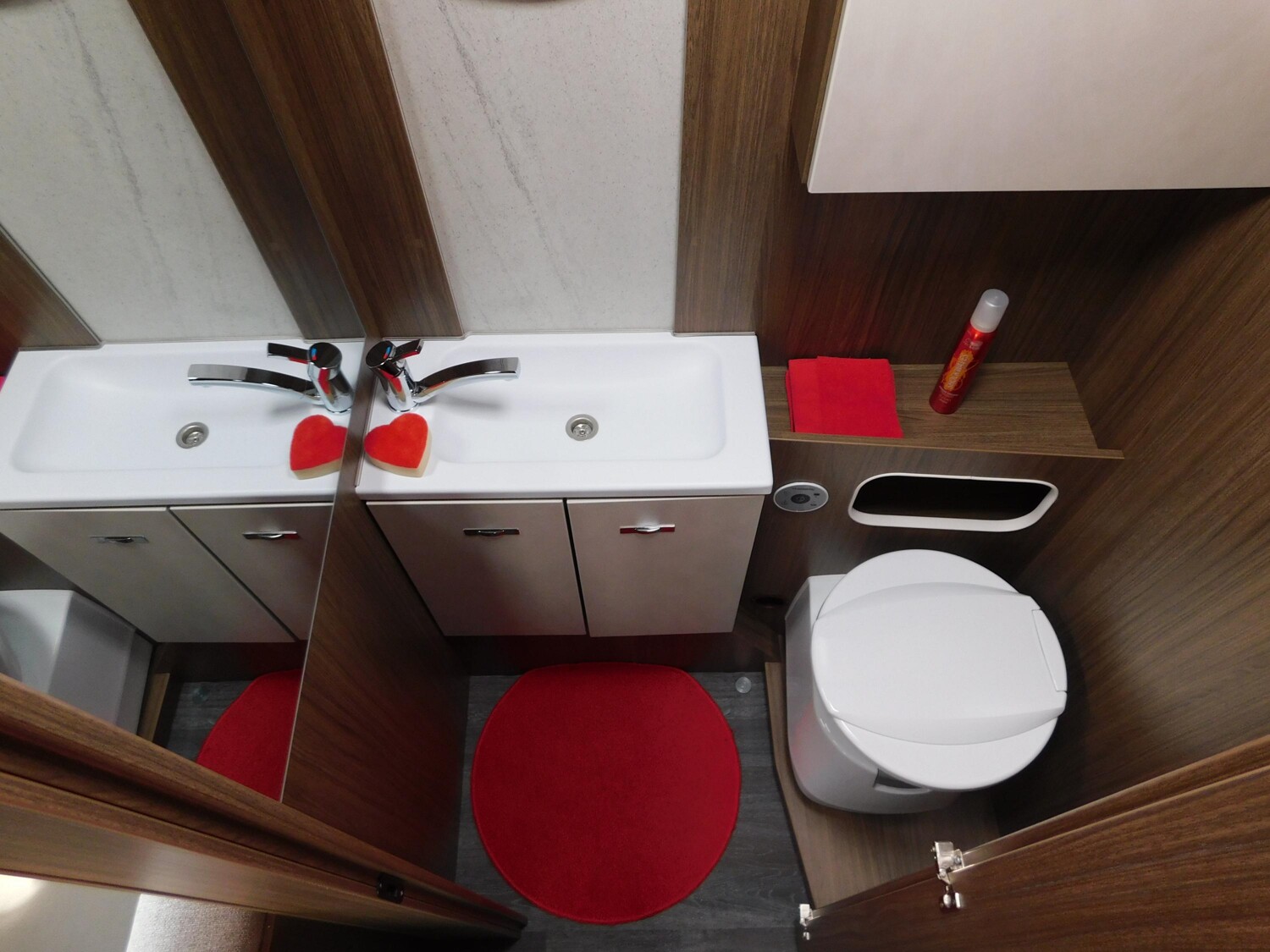 Tabbert Cazadora 420 QD 2.3 Interieur-Paket + Bugfenster - Bild 9
