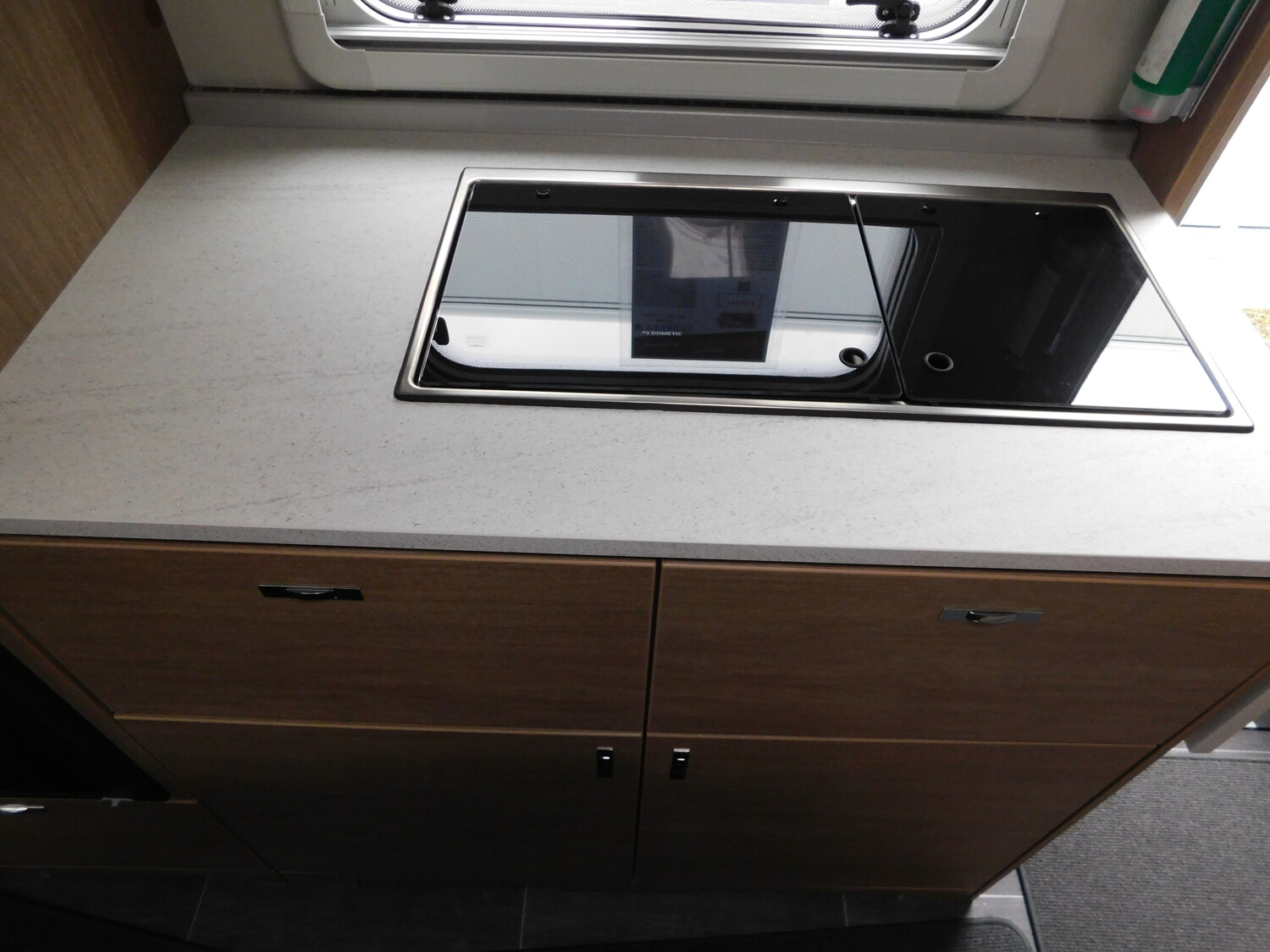 Tabbert Senara 460 DMK 2.3 Auflastung, WaterGel Matratze - Bild 11