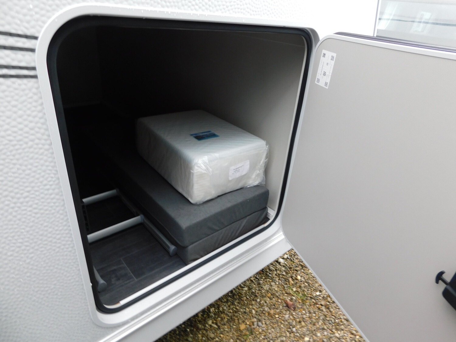 Tabbert Senara 460 E 2.3 Premium und Licht Paket, 1800Kg - Bild 13