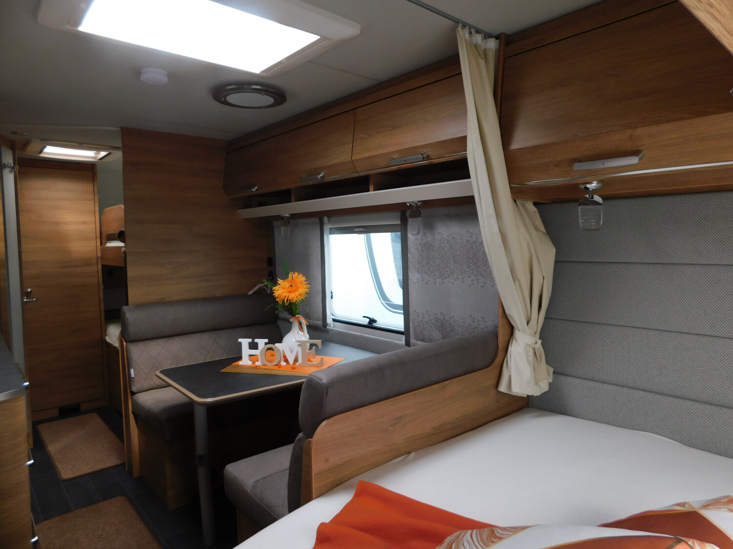 Tabbert Da Vinci 500 KD Außenklappe Stockbett + 2T Achse - Bild 6