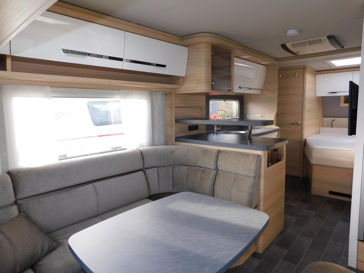 Tabbert Vivaldi 560 TDL 2.5 E+P-Stützen,Mover,Klima,ATC - Bild 5