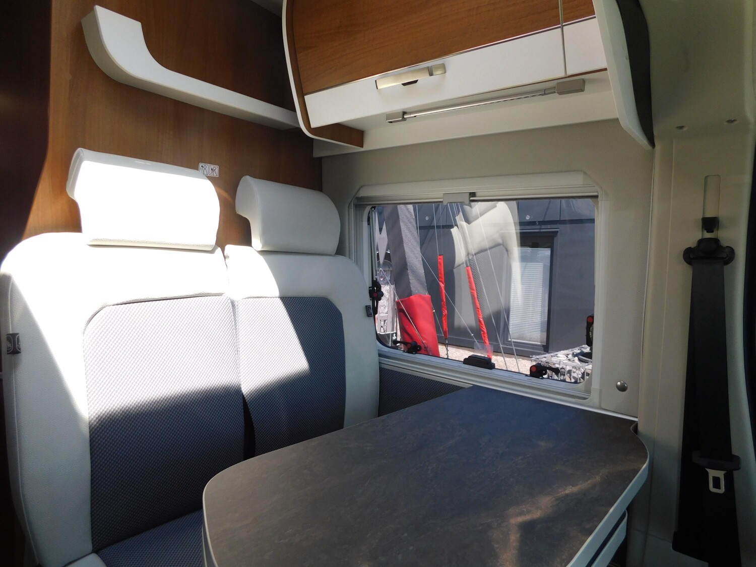 VANTourer 600 L Fiat 140 PS 6m Längsbetten + Dieselheizung - Bild 6