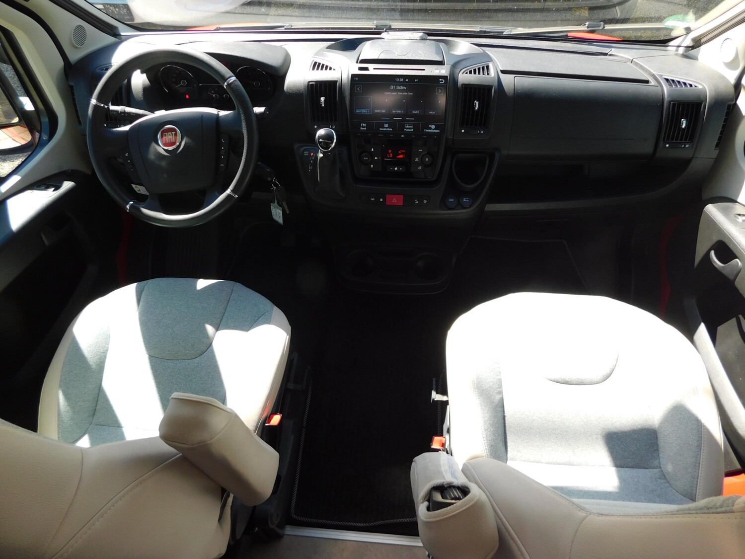 VANTourer 630 L K250L sehr gute Ausstattung - Bild 11