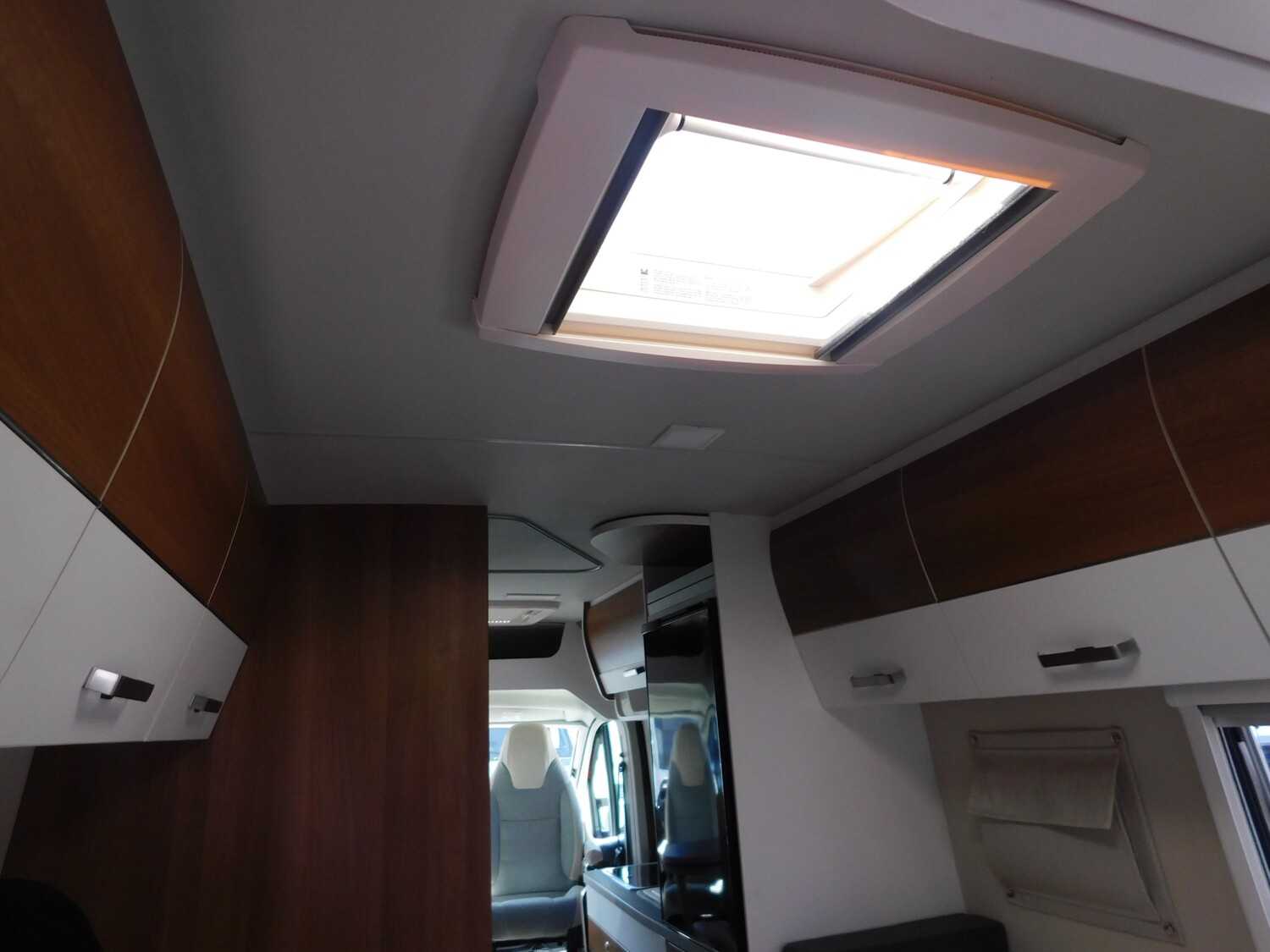 VANTourer 630 L K250L sehr gute Ausstattung - Bild 26