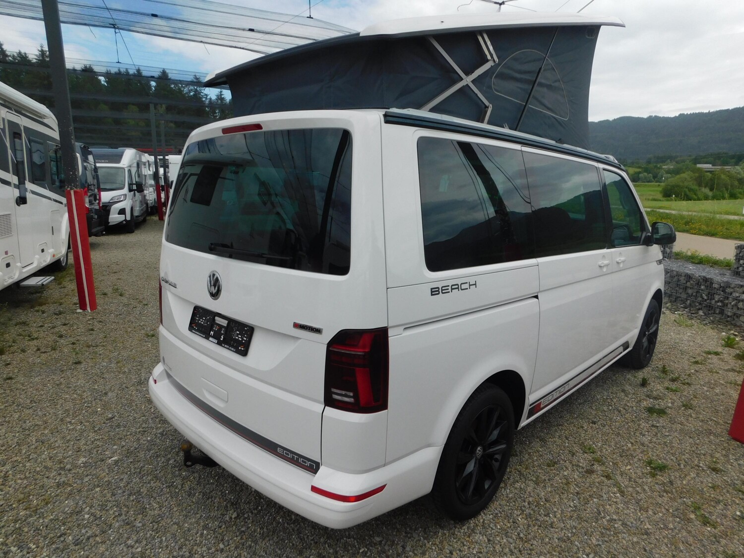 Volkswagen California T6.1 Beach Allrad,Schlafdach,AHK - Bild 4