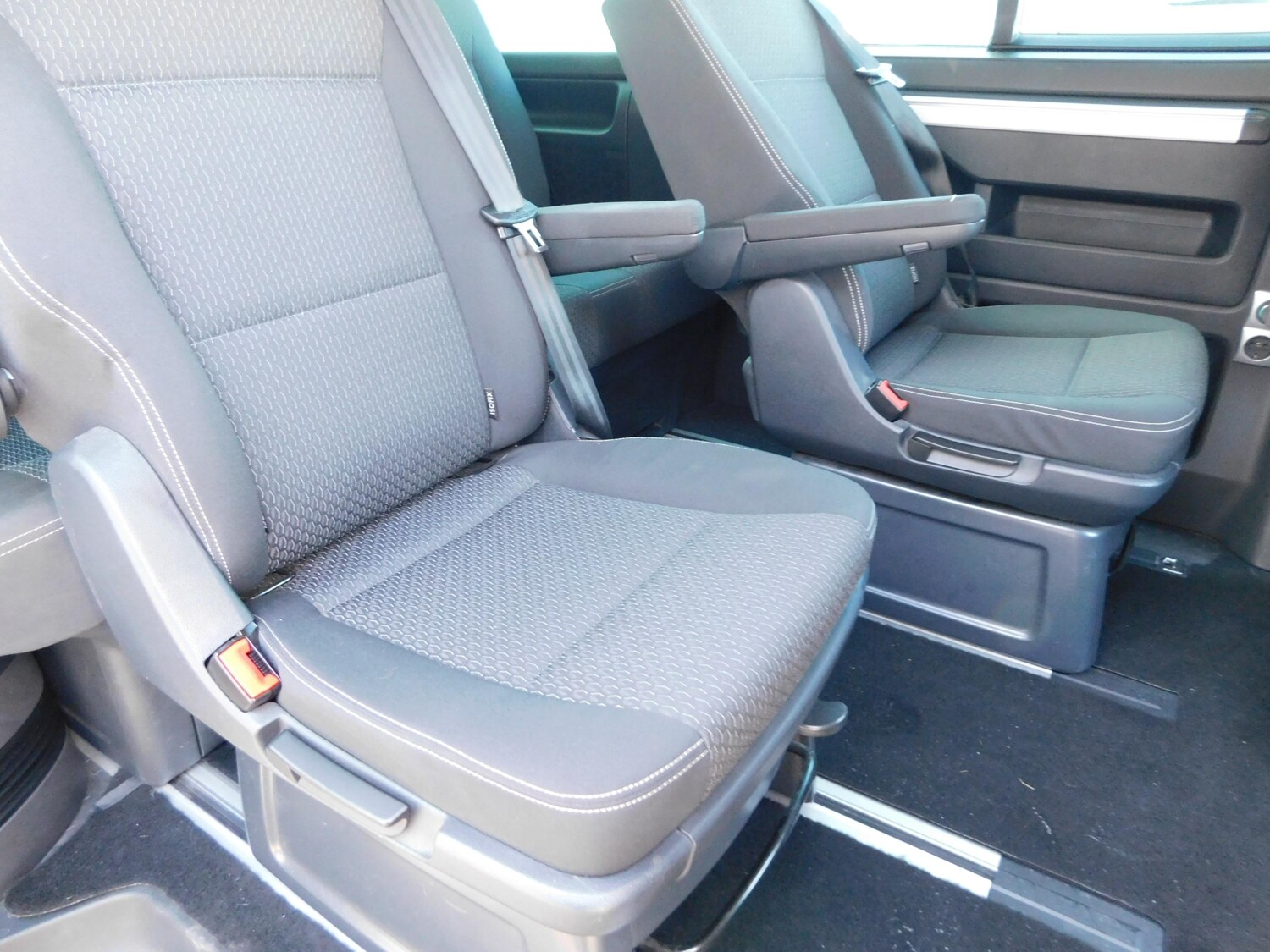 Volkswagen California T6 Beach Edition Allrad - Bild 15