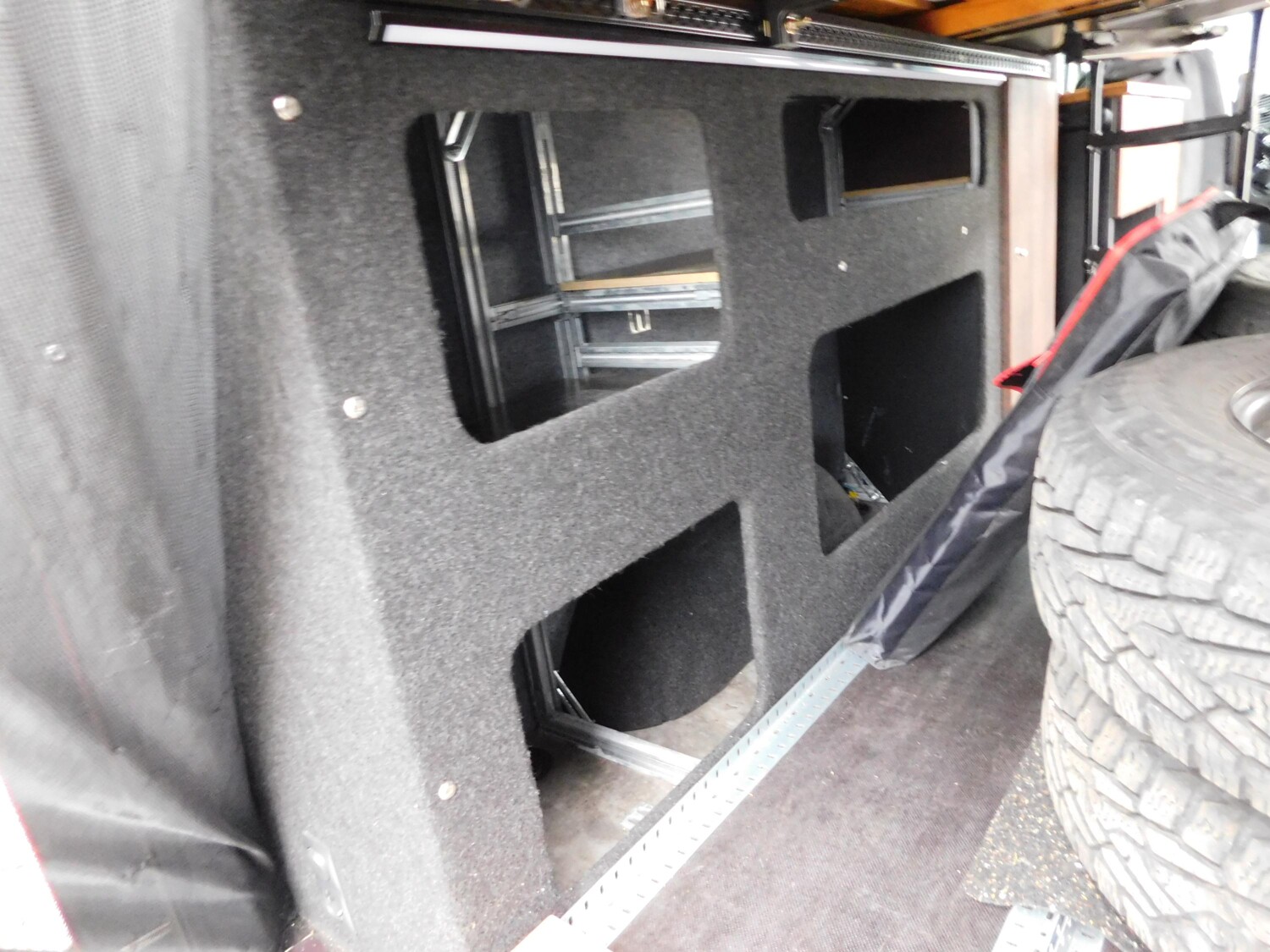 Volkswagen Sonstige Crafter "Wacken-Edition" Selbstausbau - Bild 14