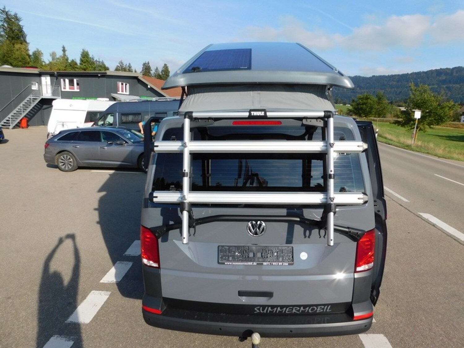 Volkswagen California T6.1 Summermobil Offroad Premium 4x4, AHK, Fahrradtr. uvm. - Volkswagen Reisemobil 2022 - Bild 4 Volkswagen California T6.1 Summermobil Offroad Premium 4x4, AHK, Fahrradtr. uvm. - Bild 4
