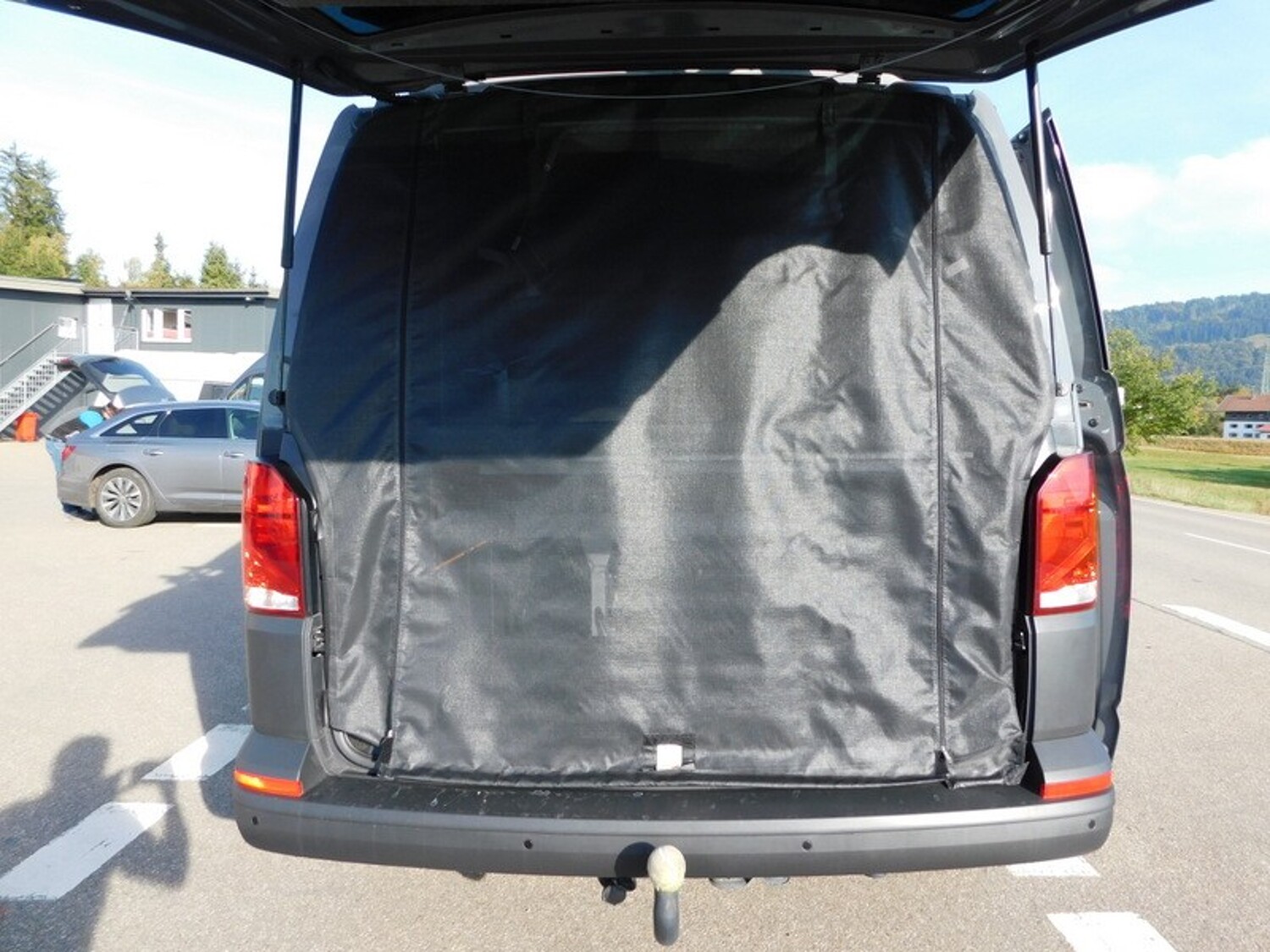 Volkswagen California T6.1 Summermobil Offroad Premium 4x4, AHK, Fahrradtr. uvm. - Volkswagen Reisemobil 2022 - Bild 6 Volkswagen California T6.1 Summermobil Offroad Premium 4x4, AHK, Fahrradtr. uvm. - Bild 6
