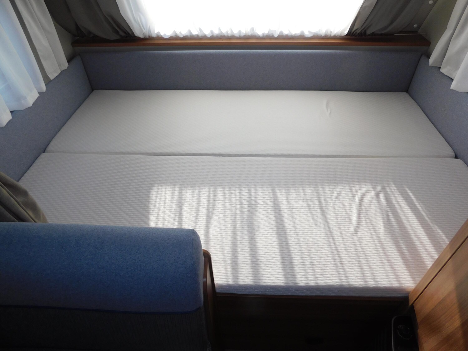 Weinsberg CaraOne 480 QDK Mover, Bug- & Toilettenfenster - Weinsberg Caravan 2020 - Bild 10 Weinsberg CaraOne 480 QDK Mover, Bug- & Toilettenfenster - Bild 10