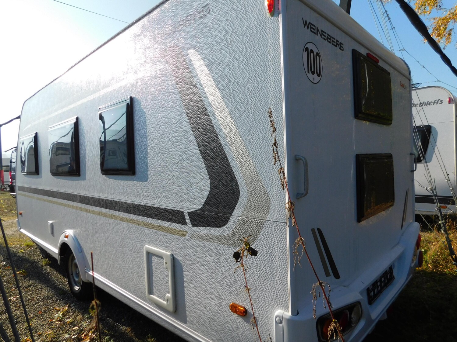 Weinsberg CaraOne 480 QDK Mover, Bug- & Toilettenfenster - Weinsberg Caravan 2020 - Bild 3 Weinsberg CaraOne 480 QDK Mover, Bug- & Toilettenfenster - Bild 3